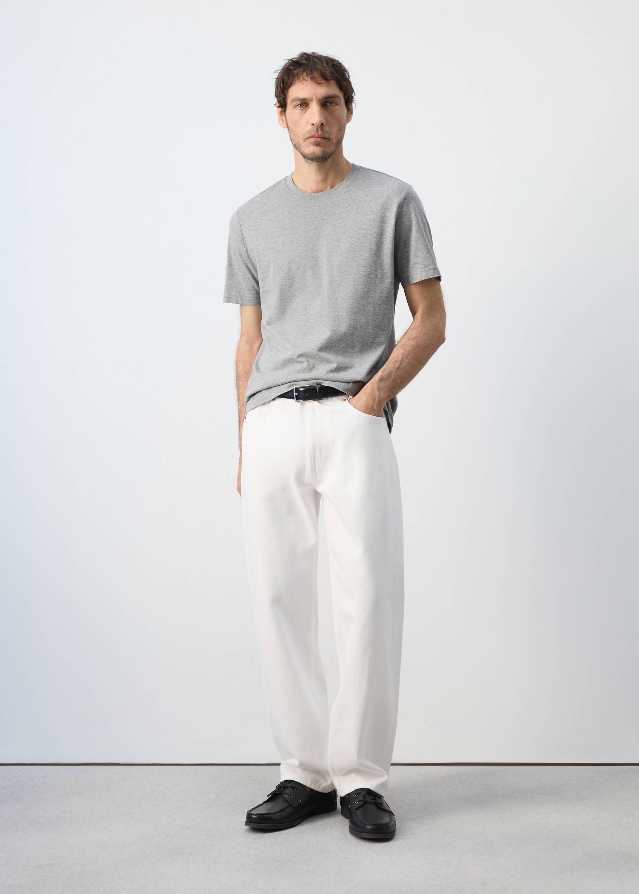 Camiseta slim fit 100% algodón - Plano general