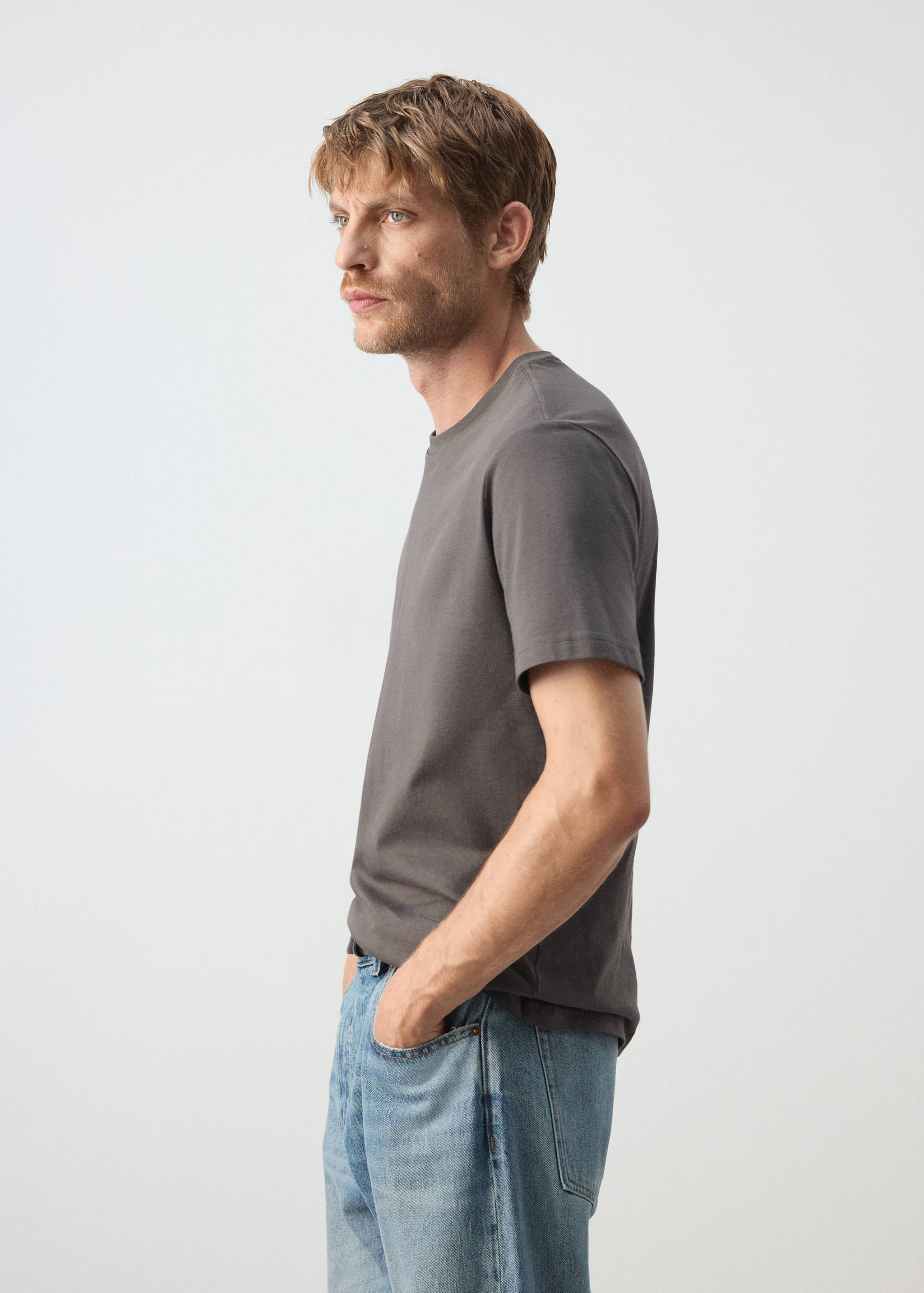 T-shirt slim fit 180 g/m² - Détail de l'article 2