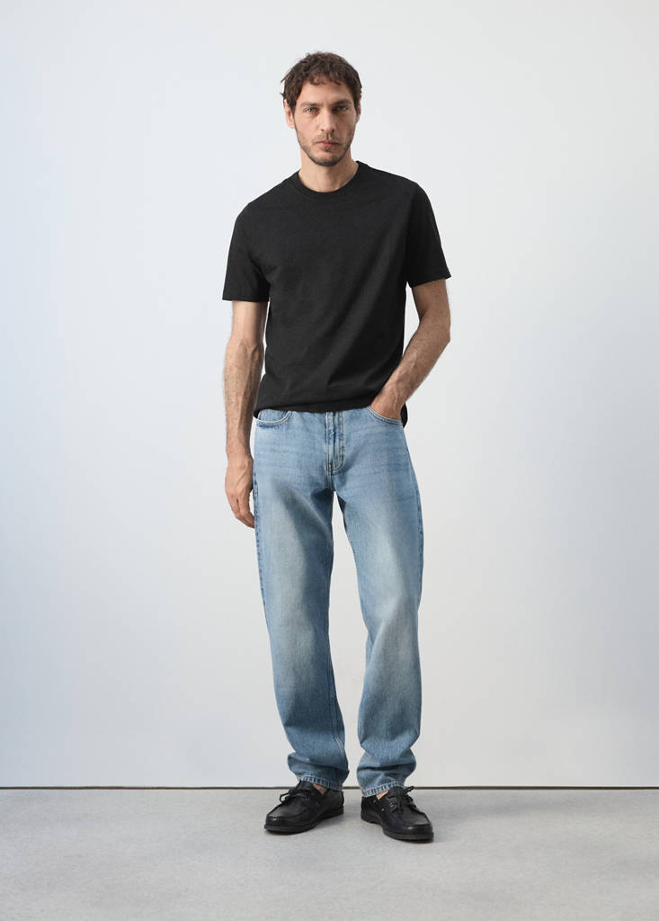 Slim fit T-shirt 180gsm — Black