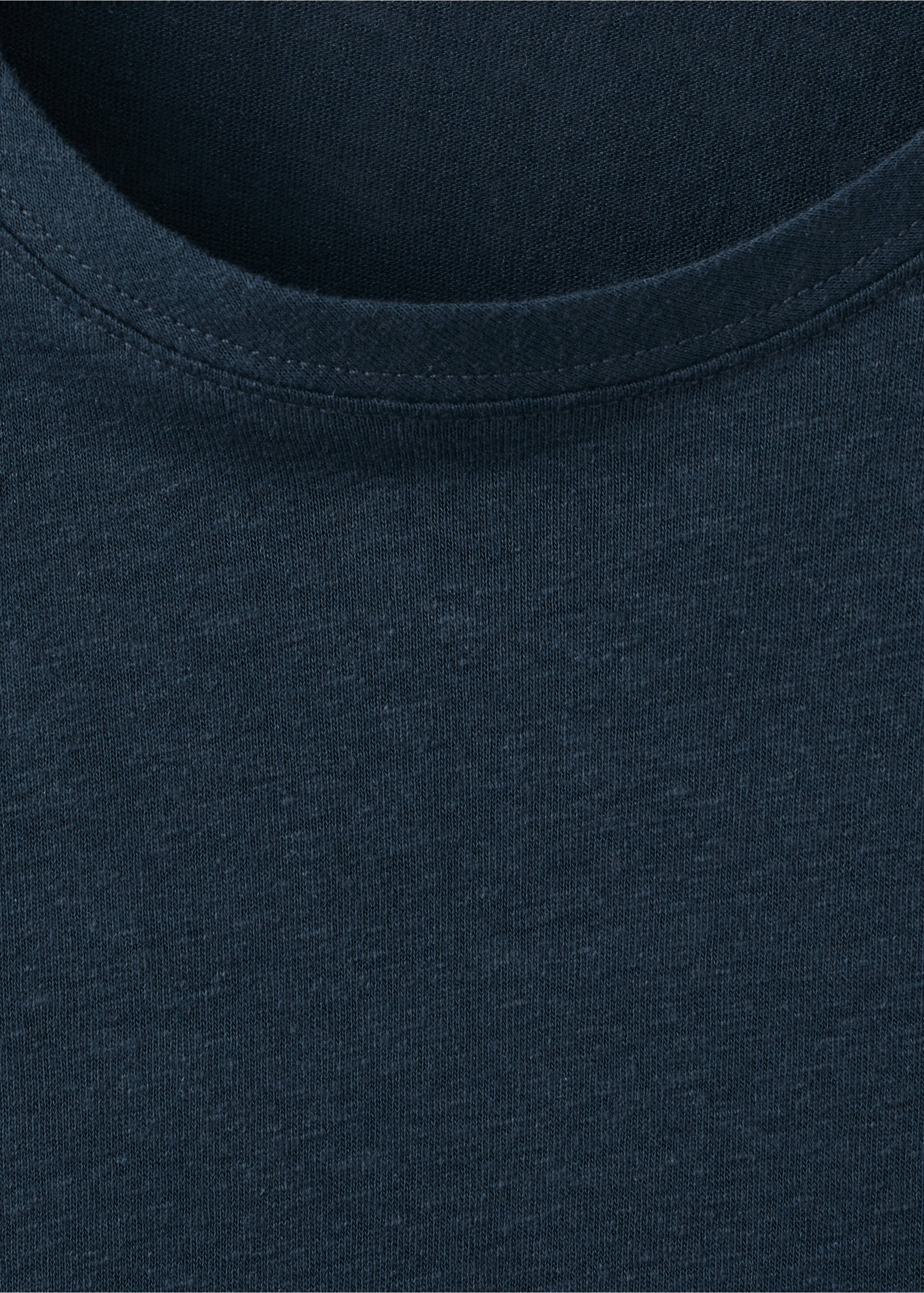T-shirt maille lin - Détail de l'article 8, Bleu marine. Ref: 37011435-00.