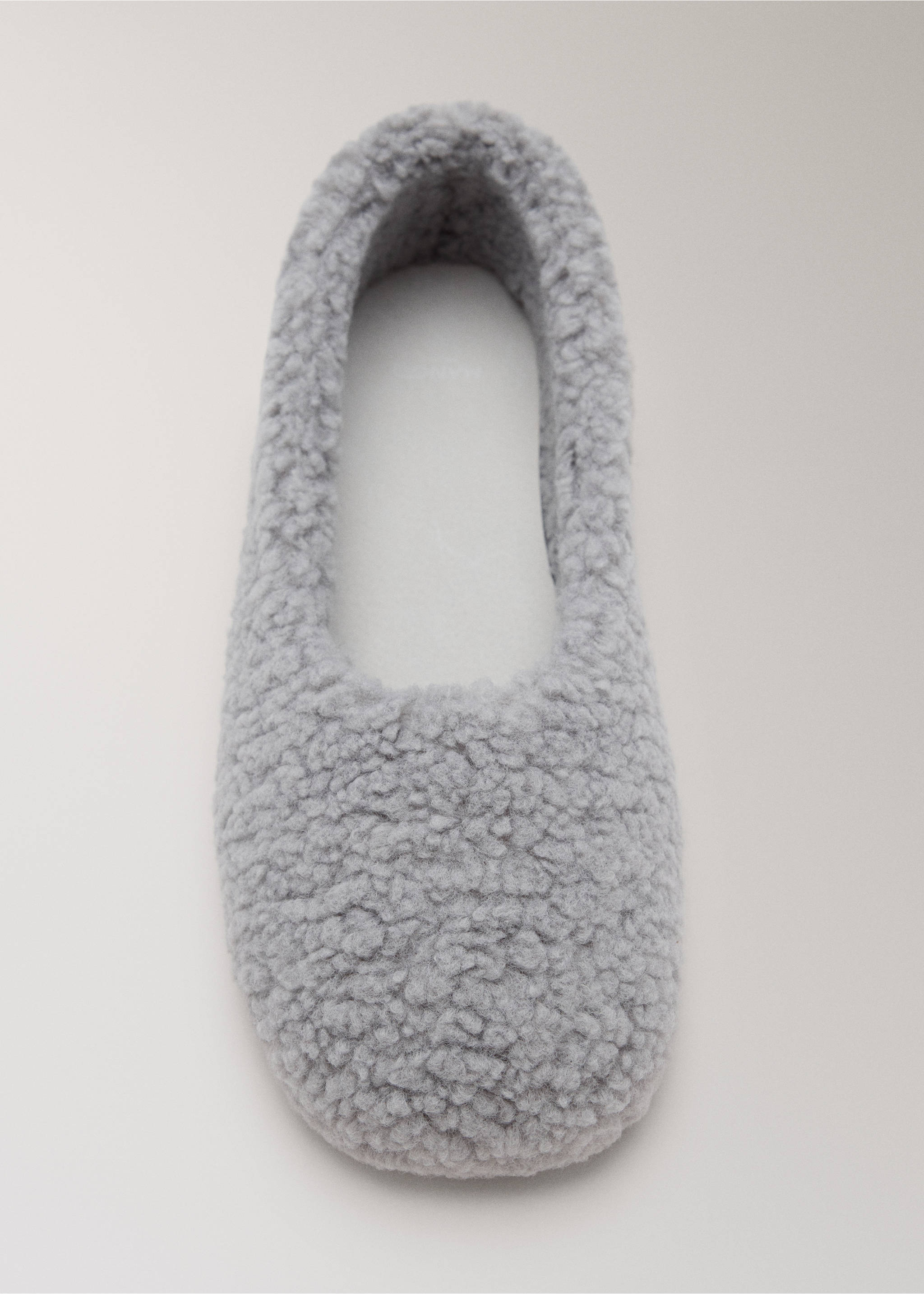 Ballerines en mouton retourné - Détail de l'article 2, Gris. Ref: 37011443-00.
