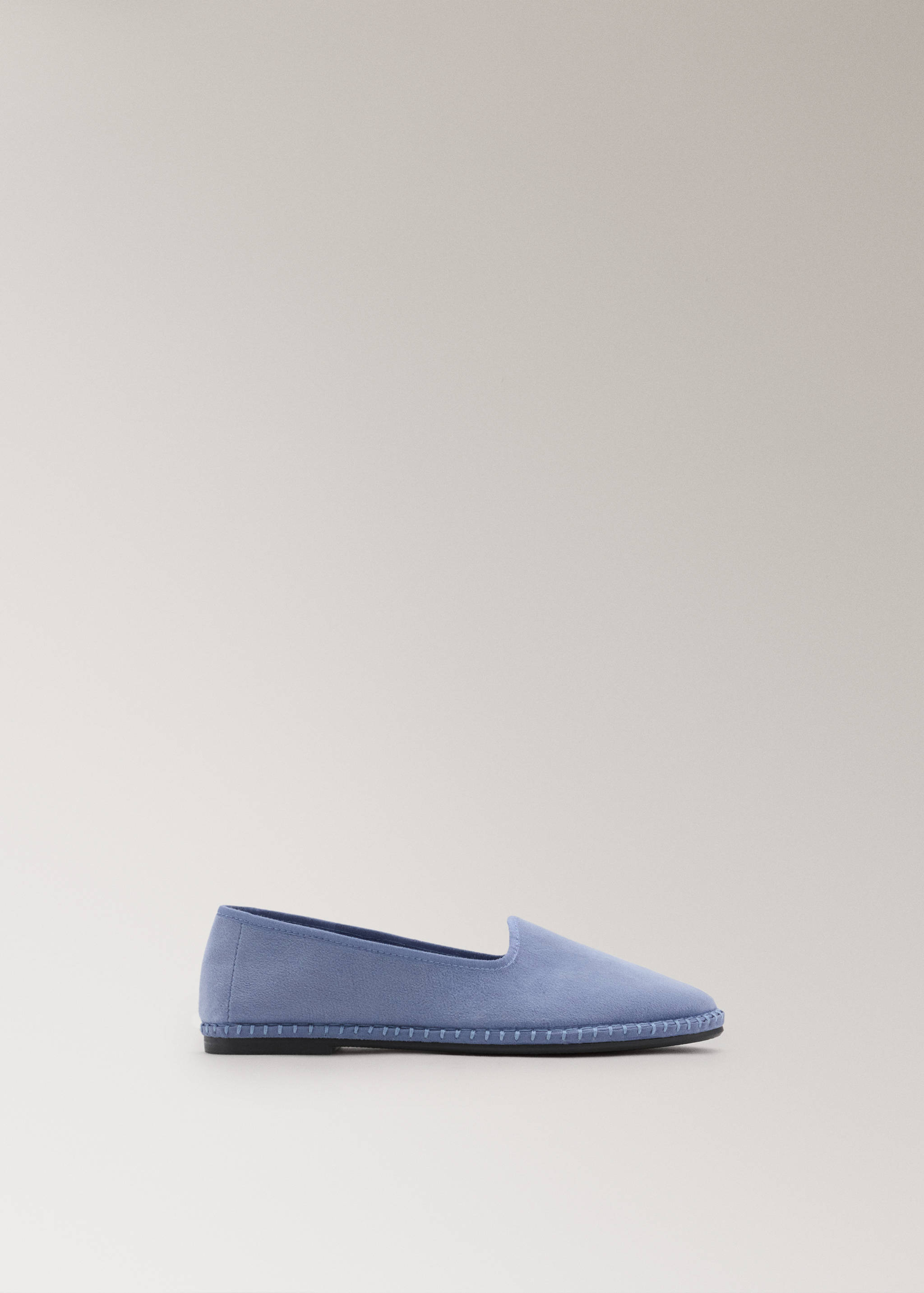 Velour shoes - Article without model