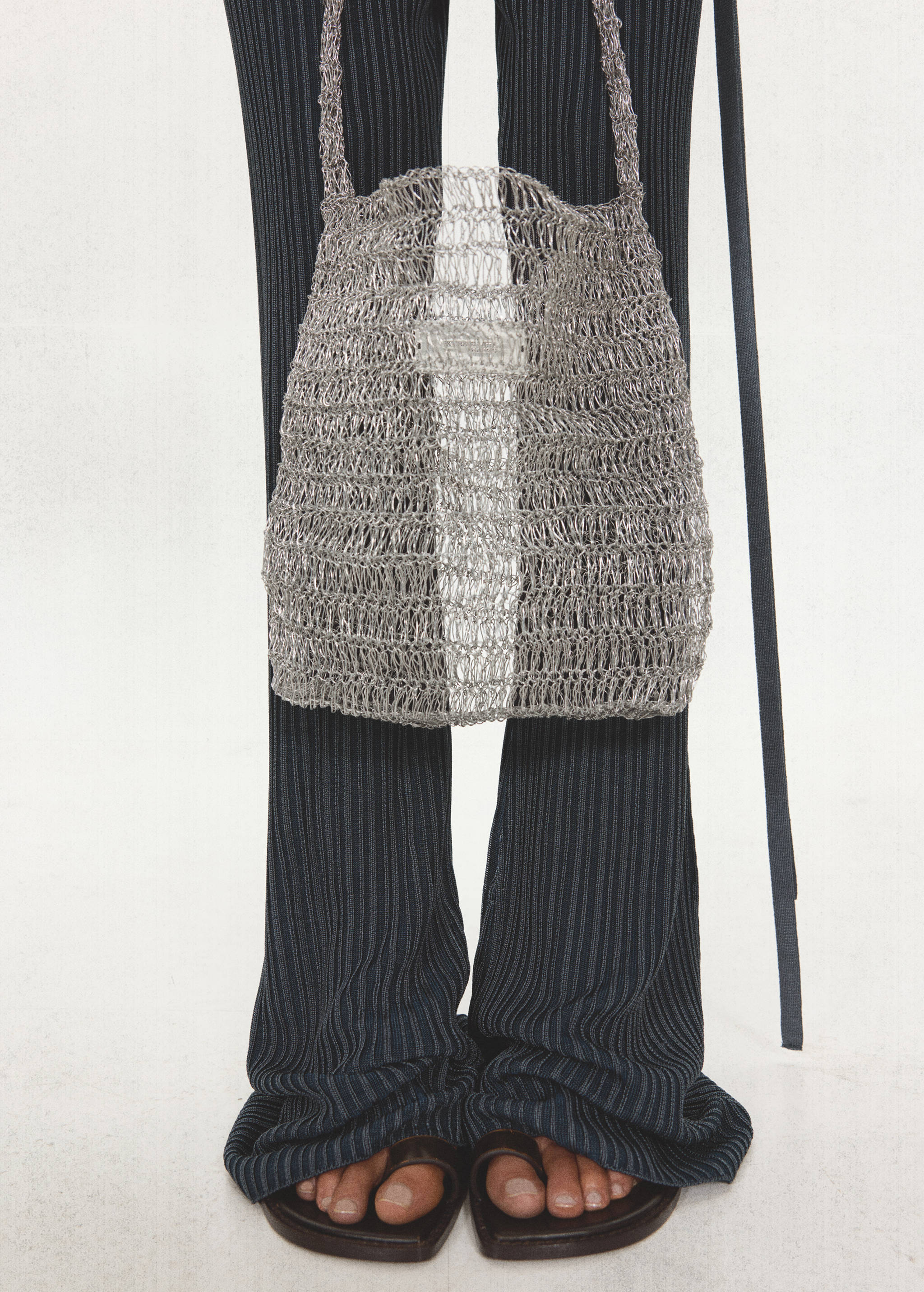 Metallic mesh shoulder bag - General plane