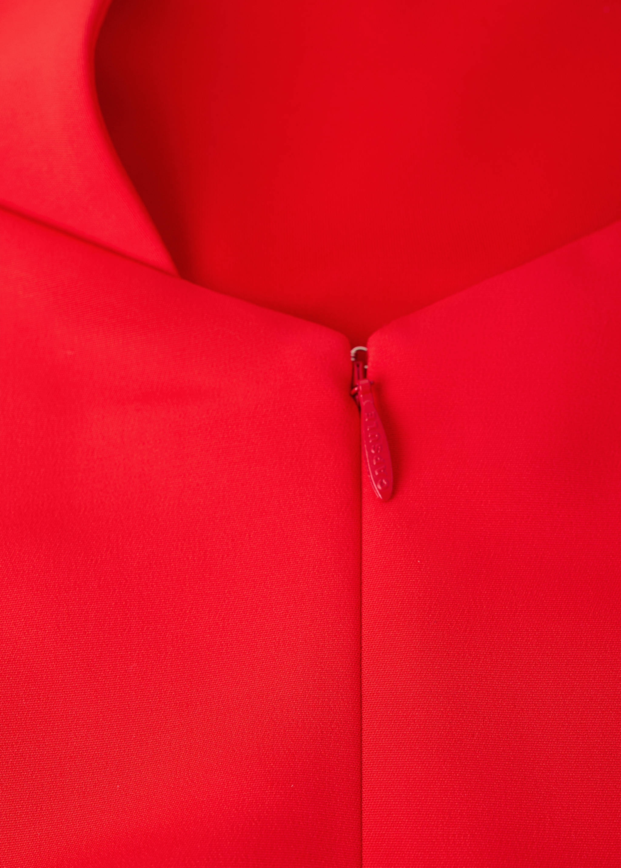 Asymmetric neckline dress with opening - Details of the article 8