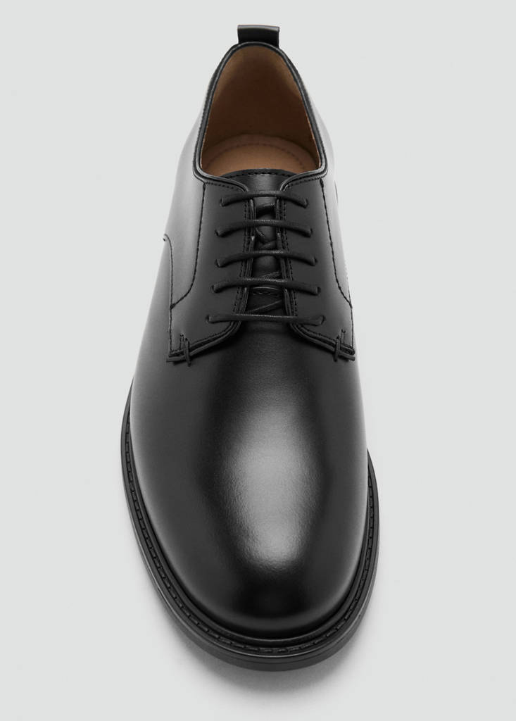 Lace-up leather shoes — Black