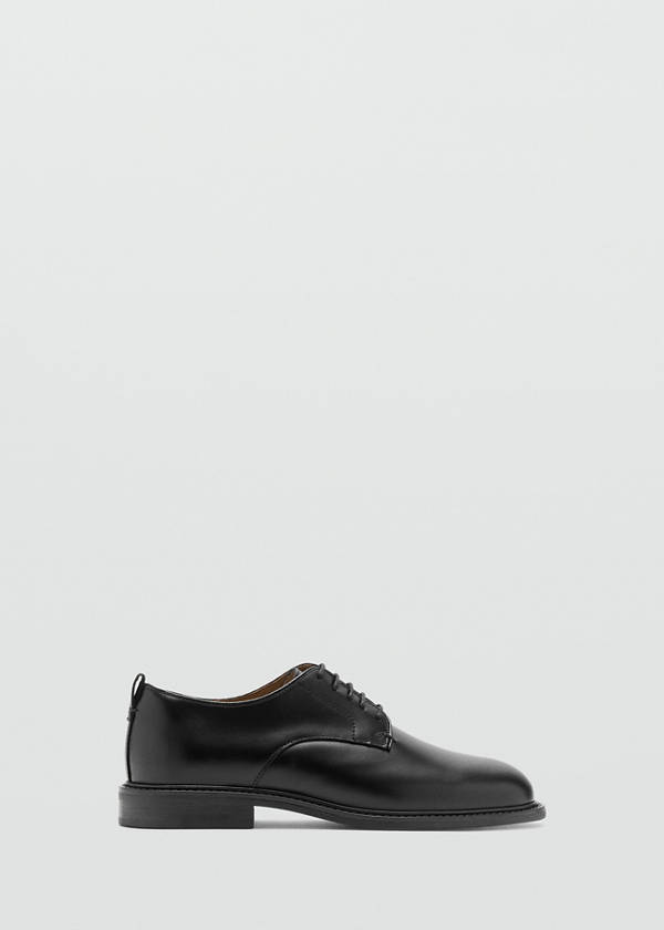Lace-up leather shoes — Black