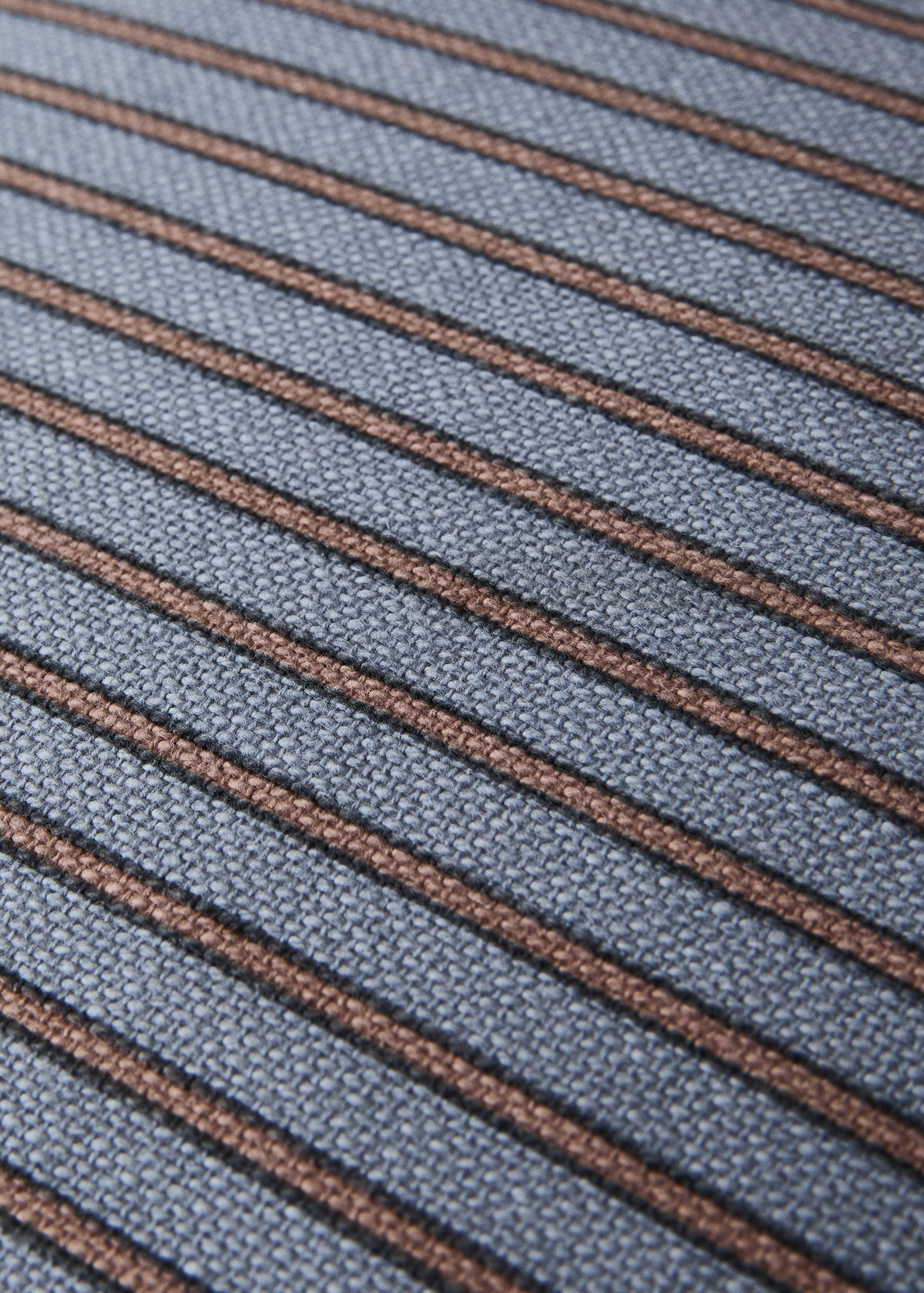 Cotton cushion cover with printed stripes 45x45 cm - Details of the article 3