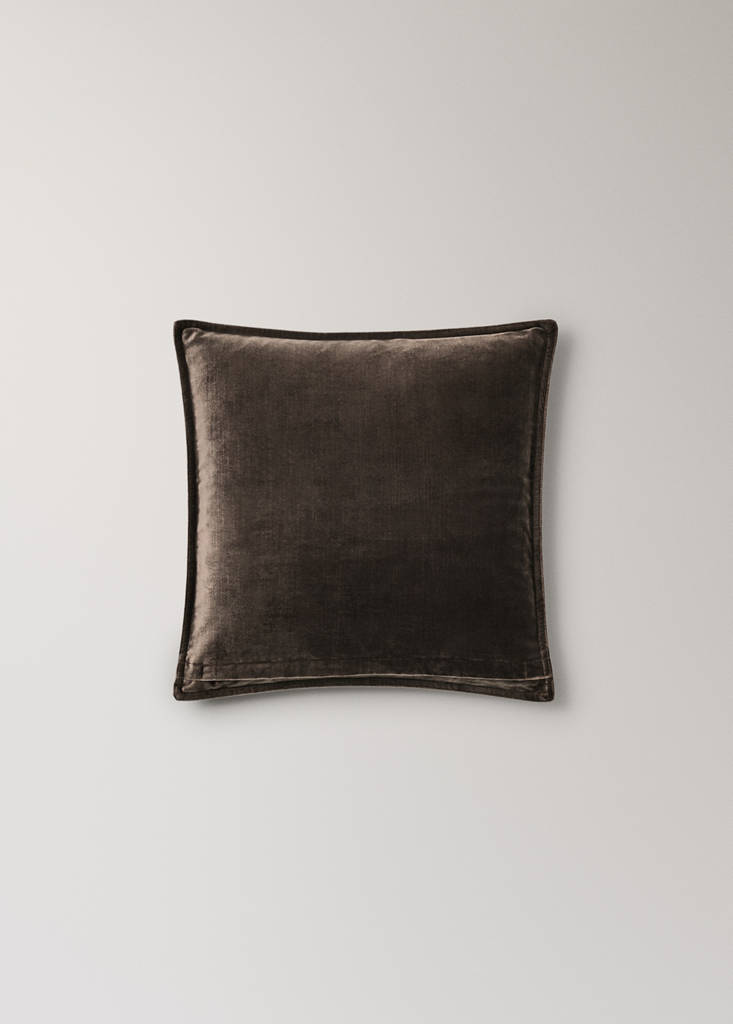 Velvet-effect cushion cover 45x45 cm — Brown