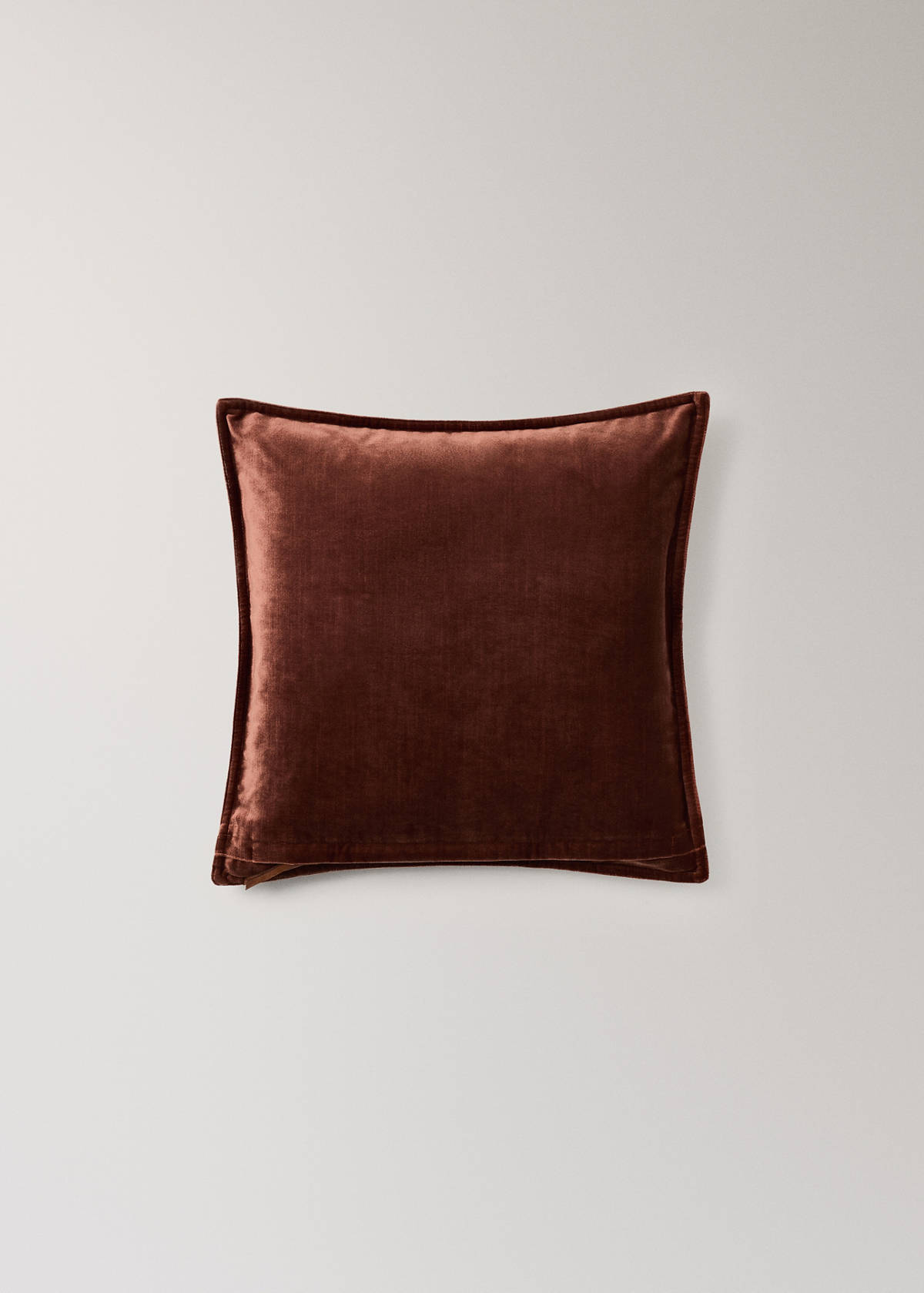 Velvet-effect cushion cover 45x45 cm — Russet