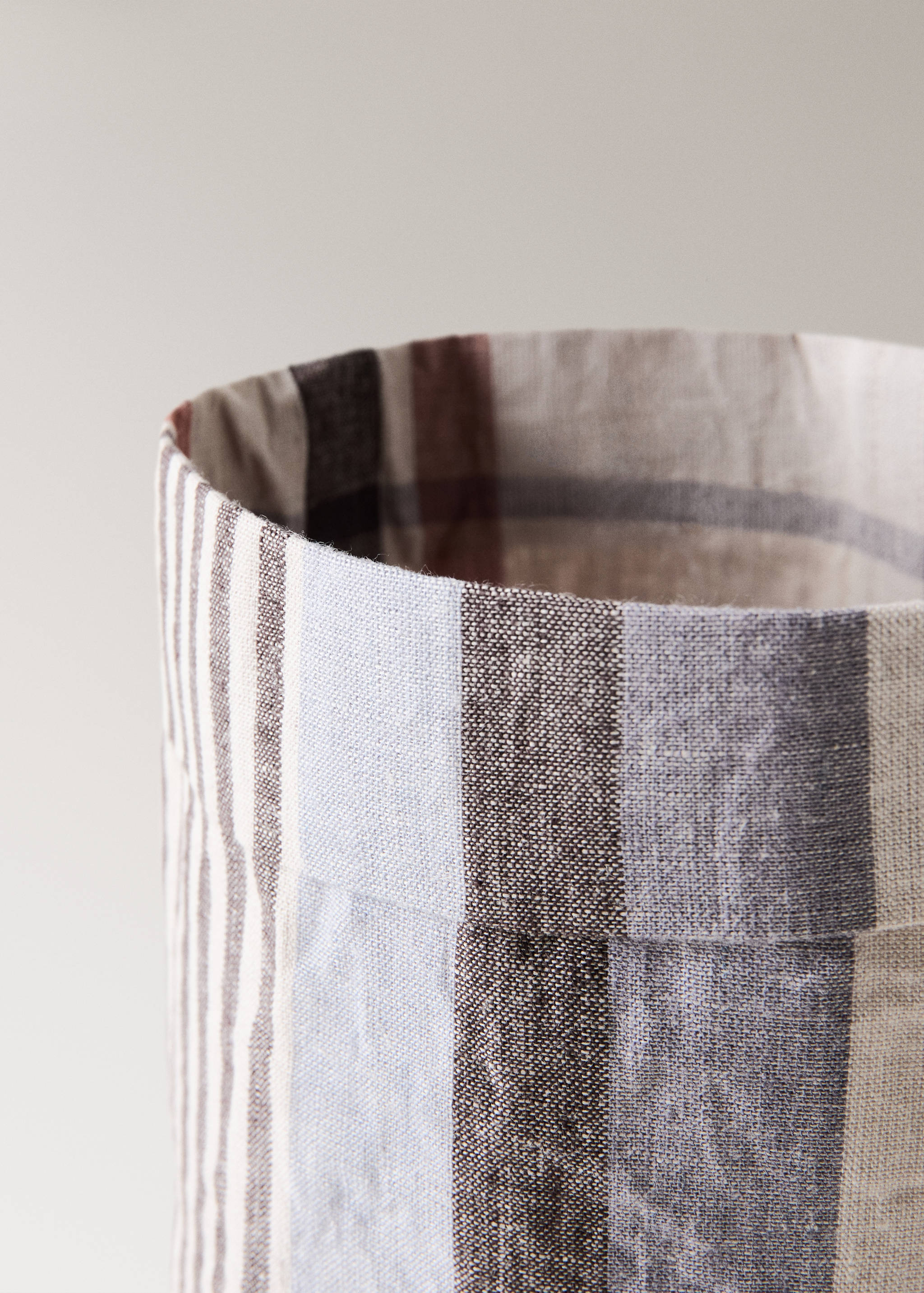 Panier en lin à rayures - Détail de l'article 2