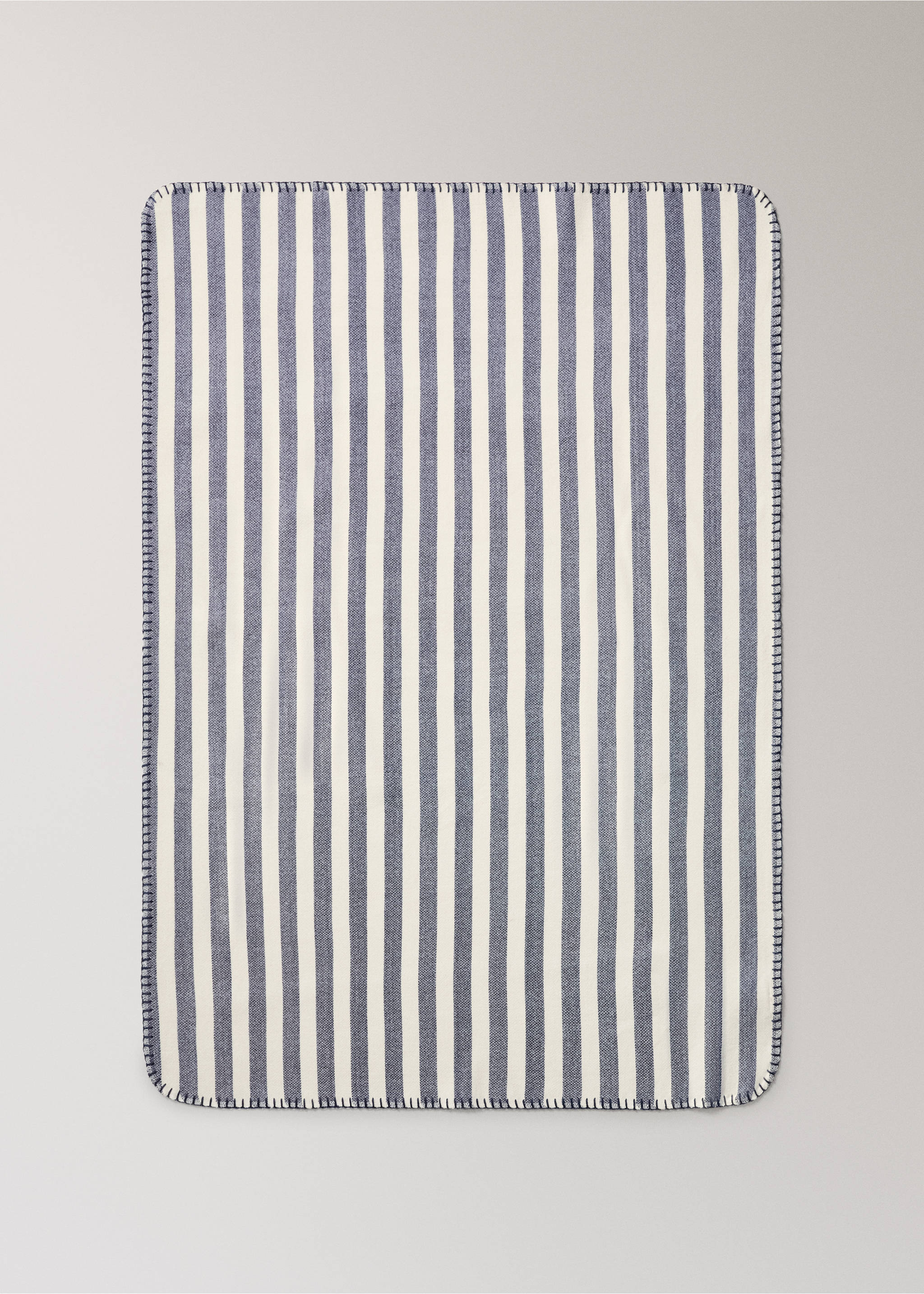 Striped blanket 70x100 cm - Details of the article 3, Navy. Ref: 37011490-00.