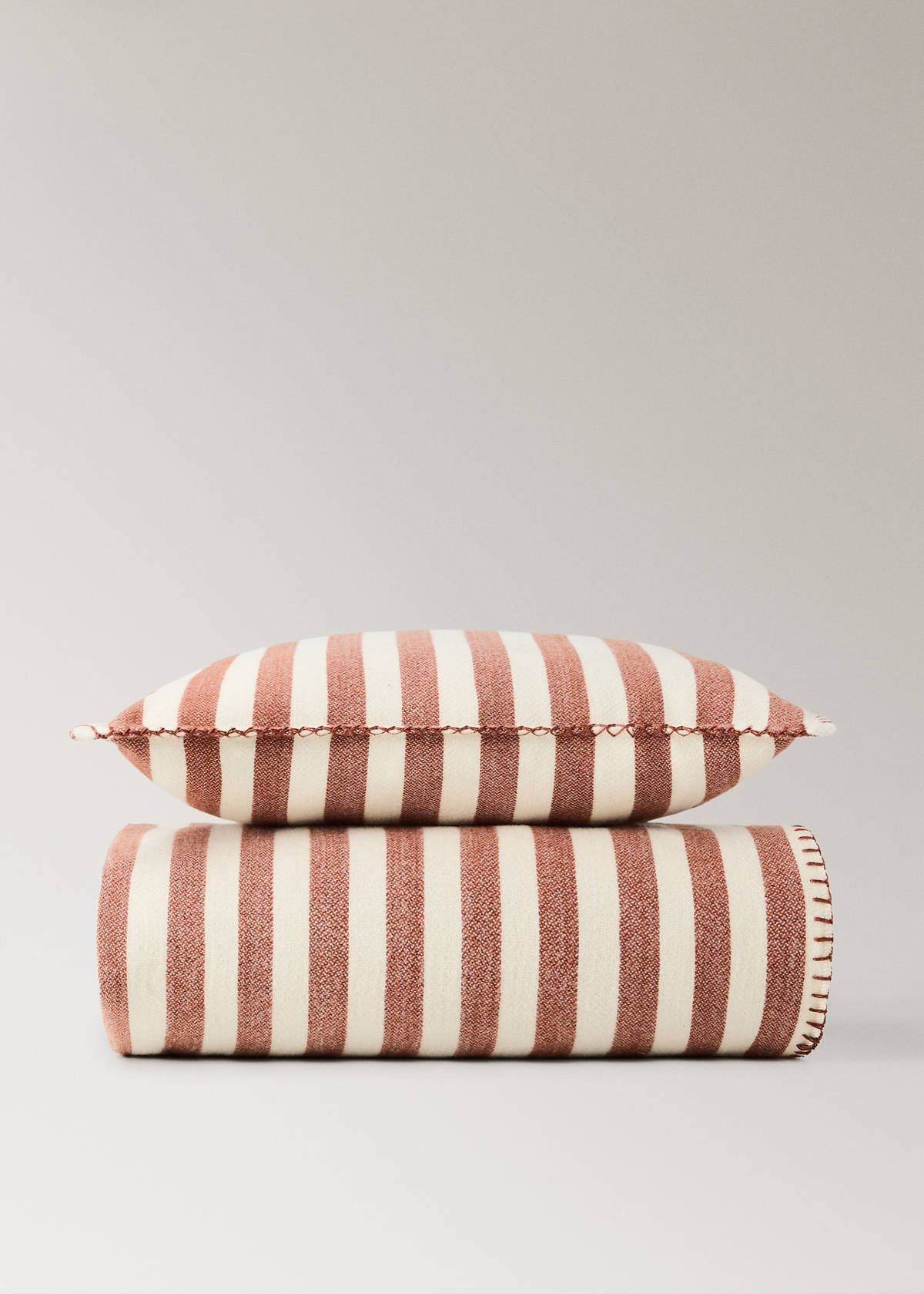 Striped throw 70 x 100 cm — Russet
