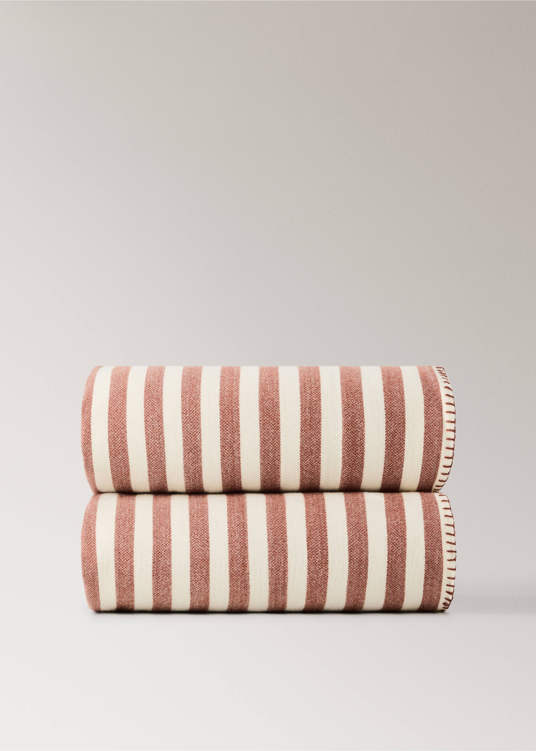 Striped blanket 70x100 cm - Article without model, Russet. Ref: 37011490-00.