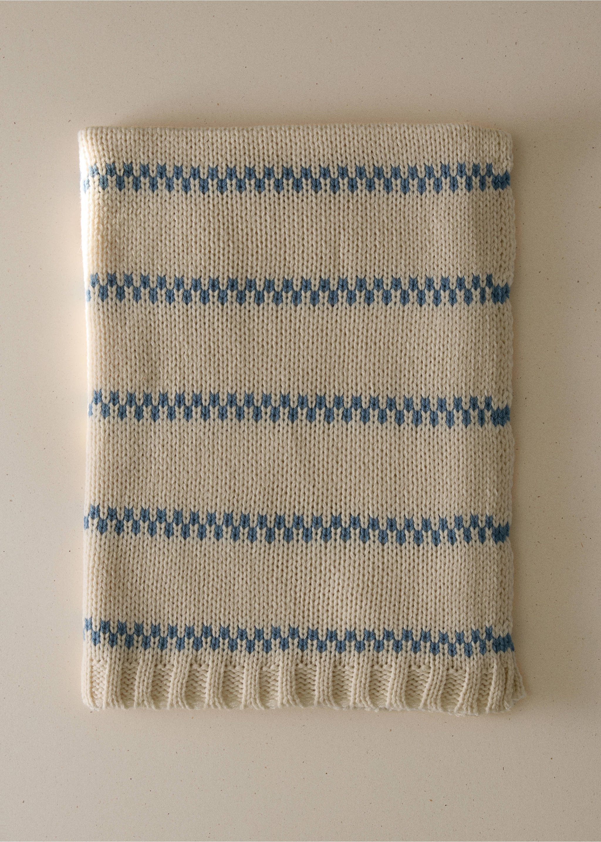 Striped wool blend blanket - Celkový náhled, Modrá. Ref: 37011491-00.