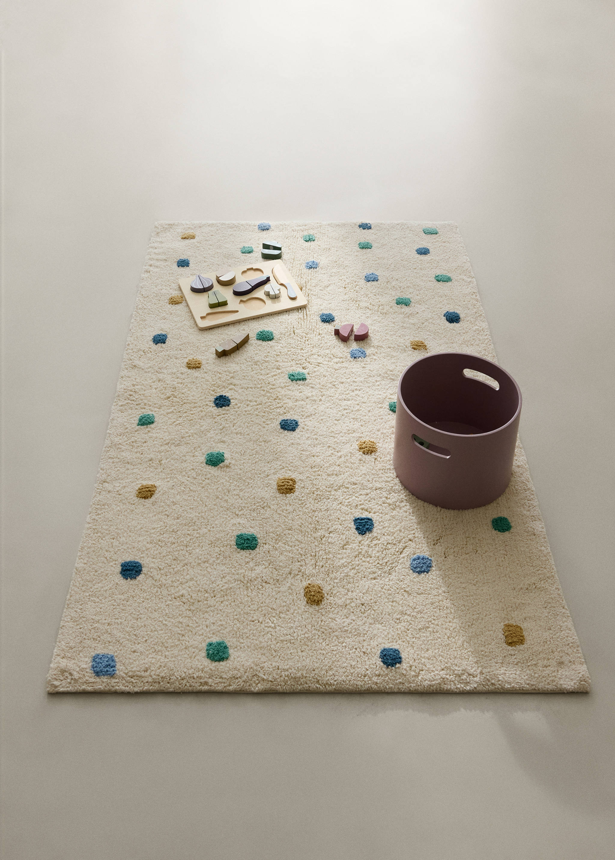 100% cotton tufted polka dot rug - General plane