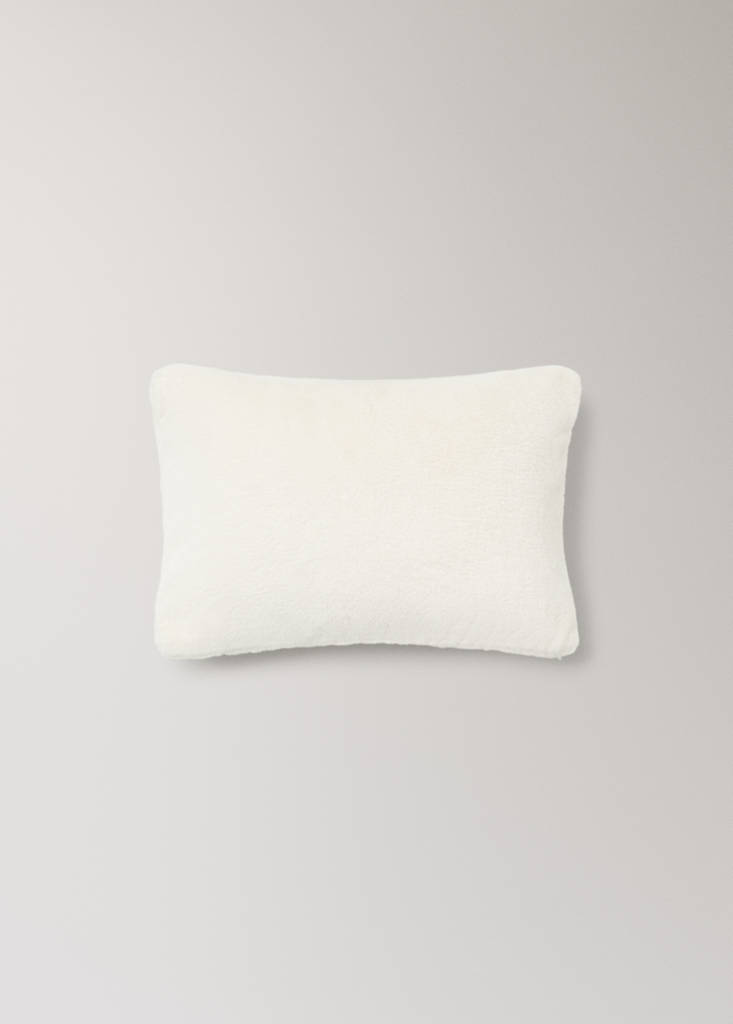 Faux fur cushion cover 30x40 cm — Ivory White