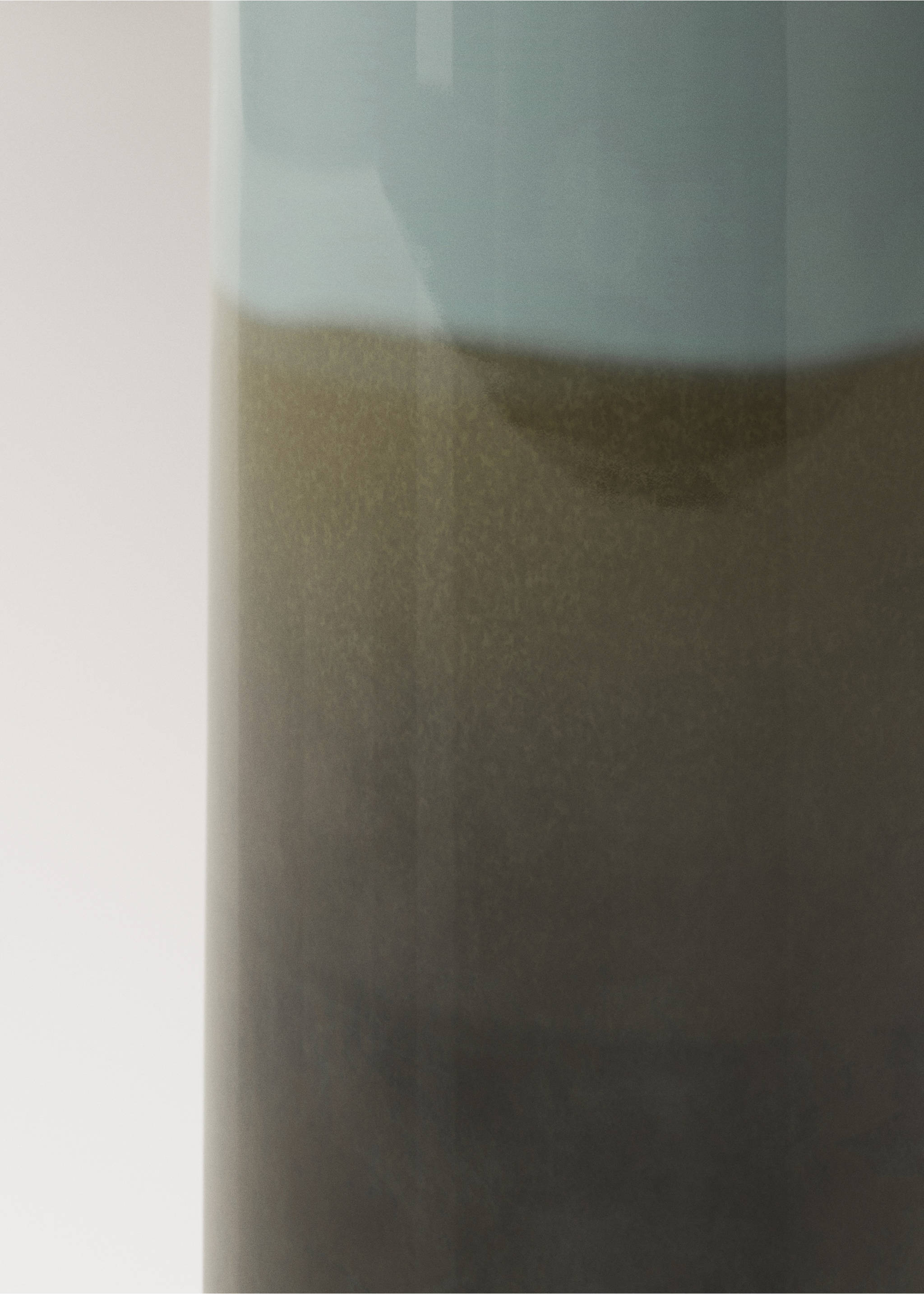 Medium two-tone earthenware vase - Details of the article 2, Turquoise. Ref: 37011519-00.