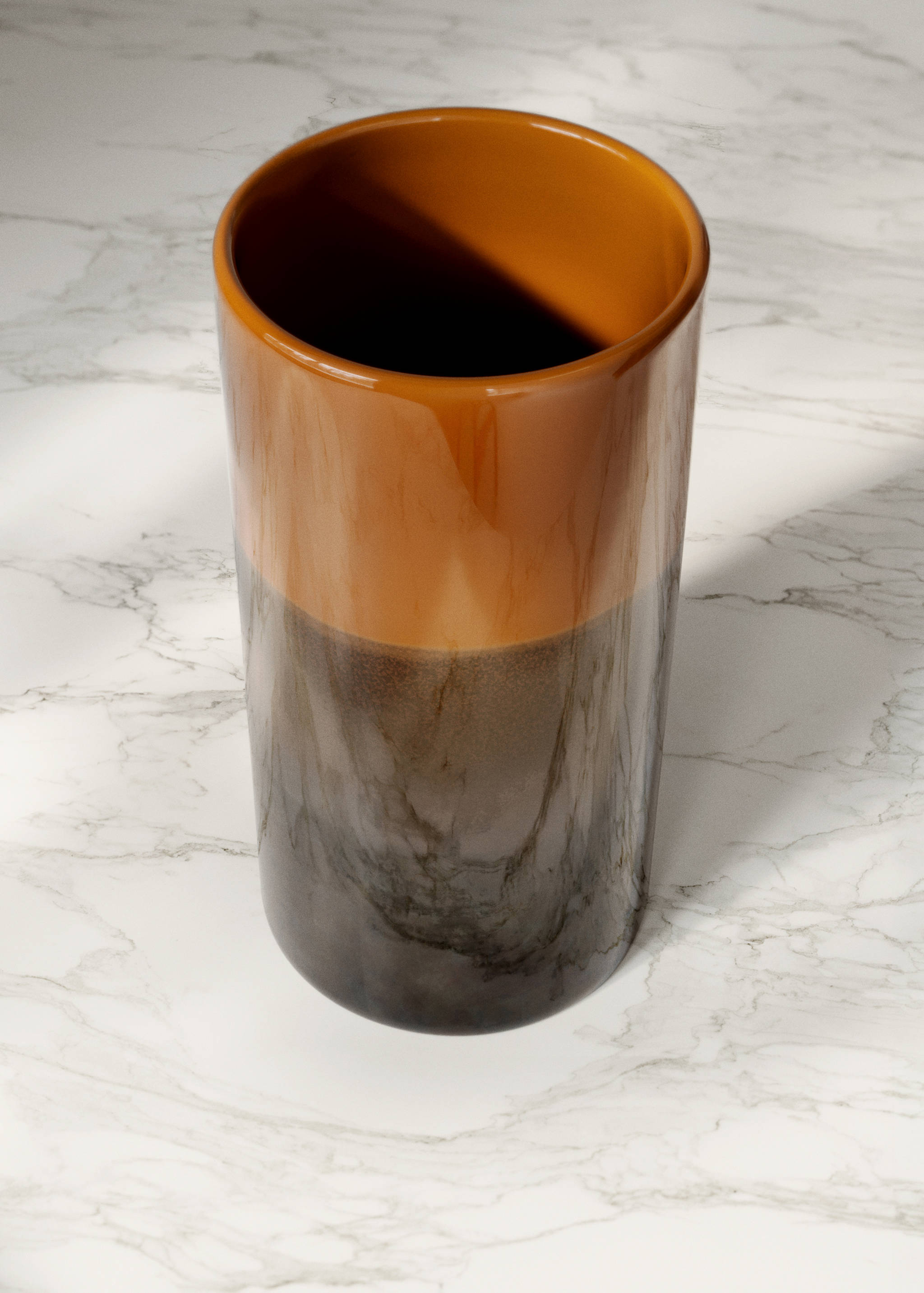 Large two-tone earthenware vase - General plane