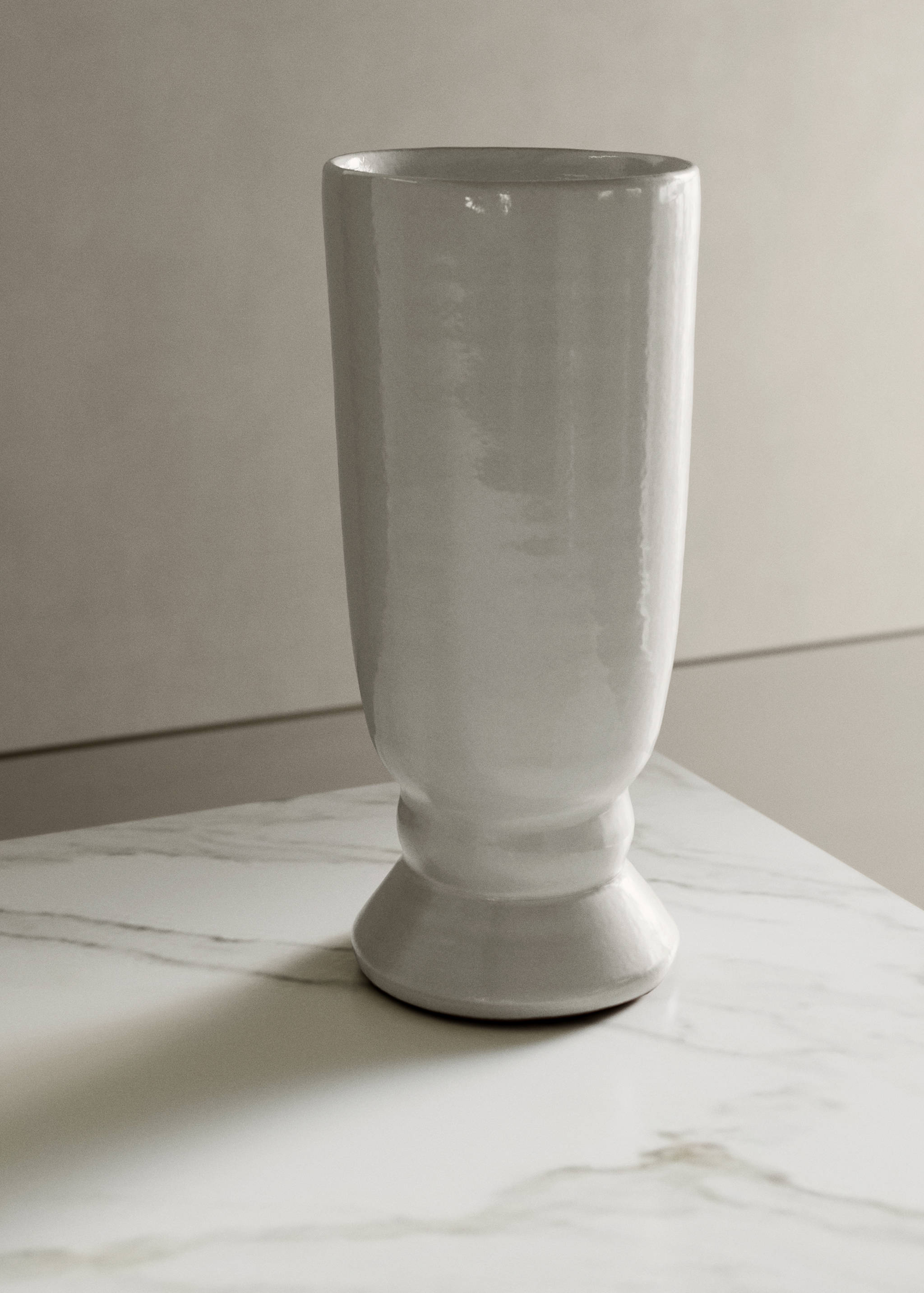 Hohe Terrakotta-Vase - Allgemeine Ansicht