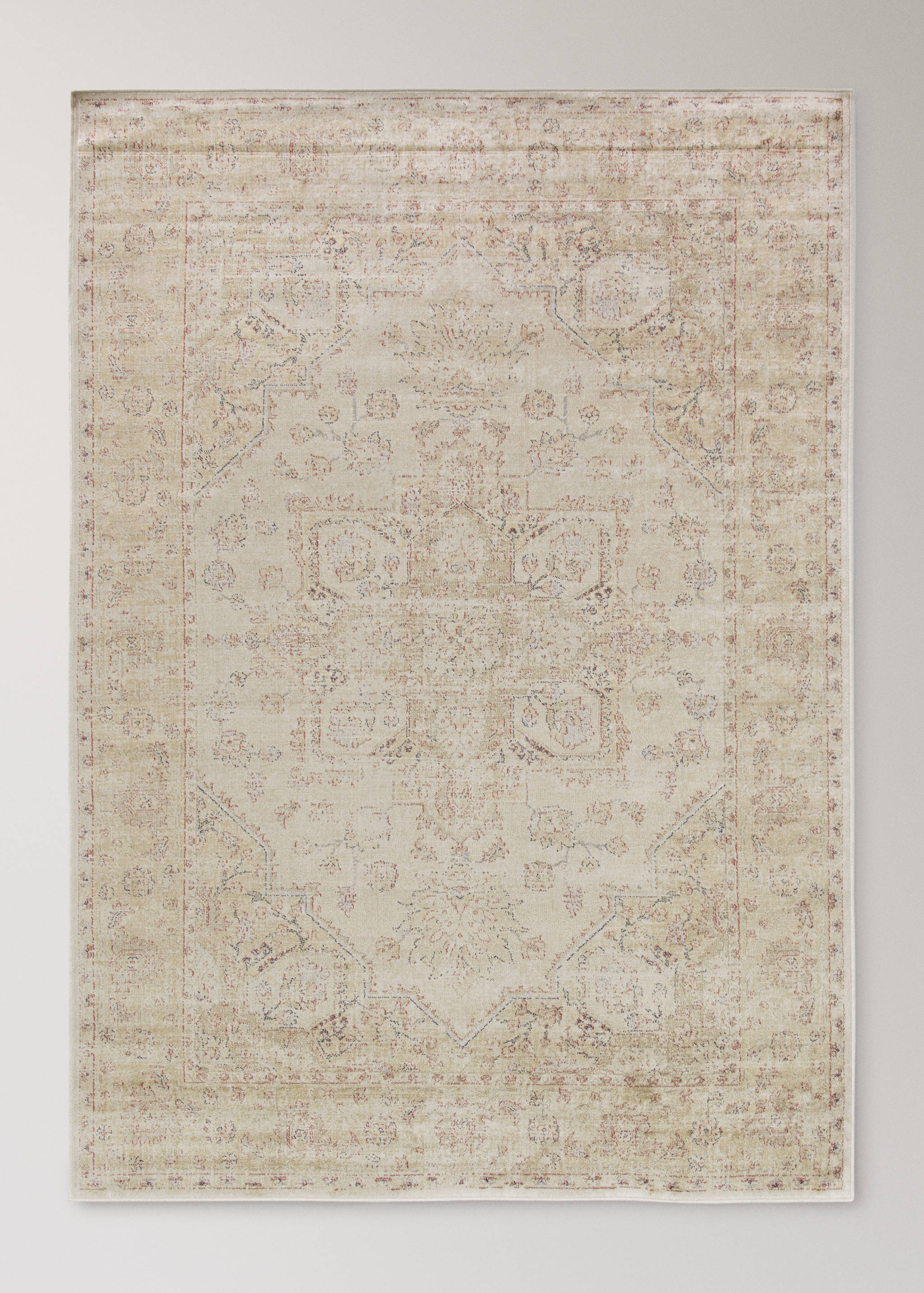 Large distressed-effect rug - Article without model