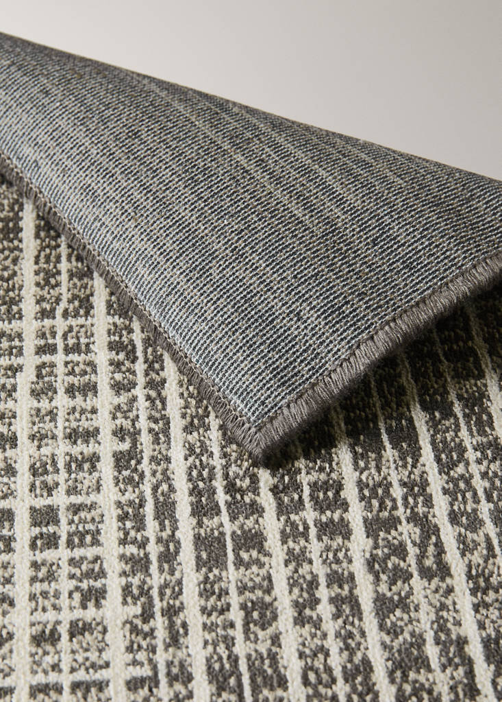 Small bicolour cotton rug — Charcoal