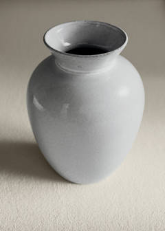Gloss finish ceramic vase — Light Heather Grey 1