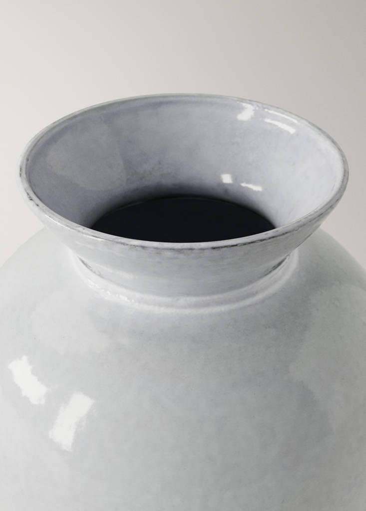 Gloss finish ceramic vase — Light Heather Grey