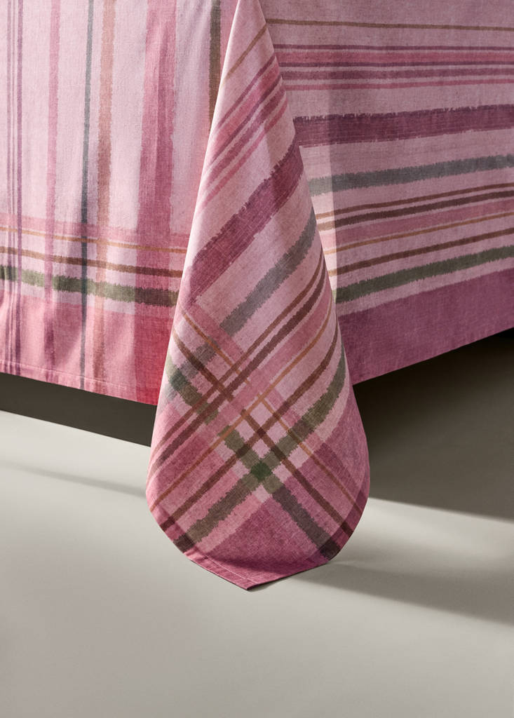 Multicoloured checked cotton tablecloth for 2 to 4 people — Pink