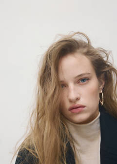 Twisted hoop earrings — Gold 2