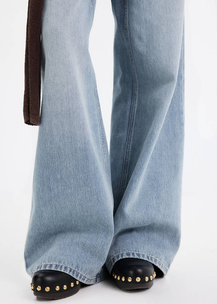 Wide-leg jeans with frayed waistband — Medium Blue