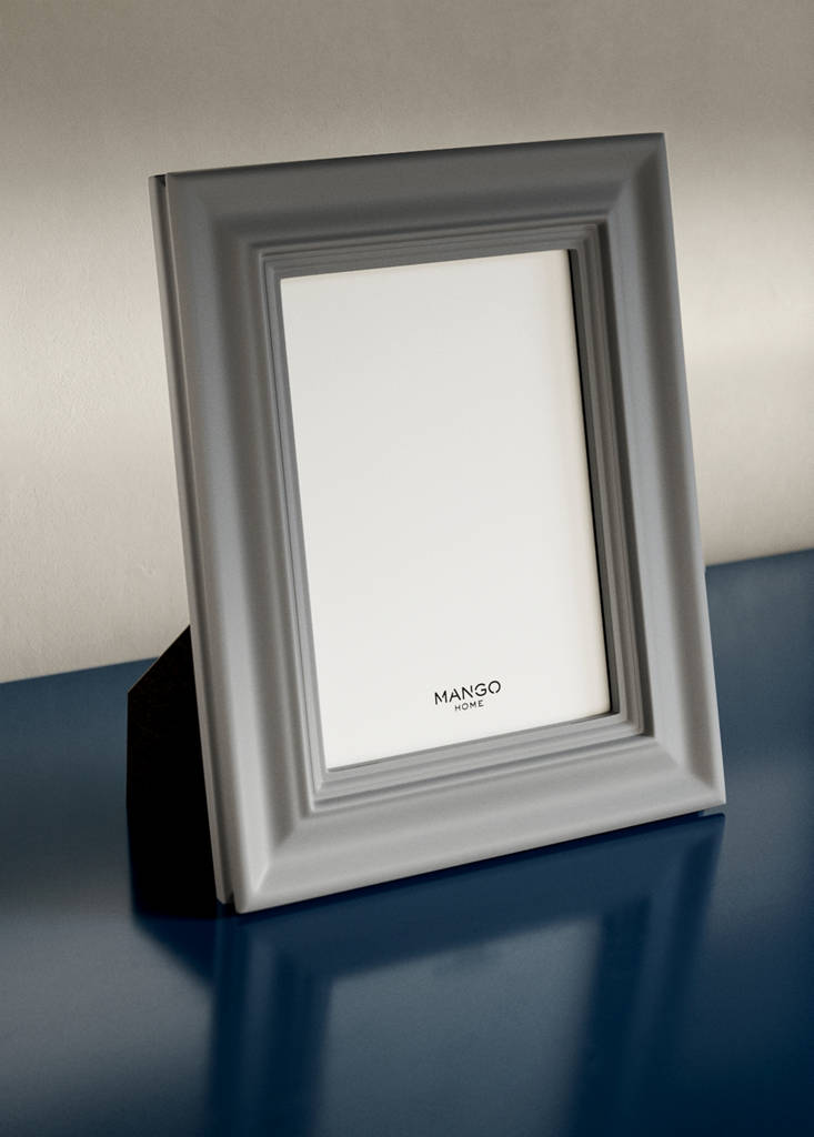 Medium wooden photo frame — Blue
