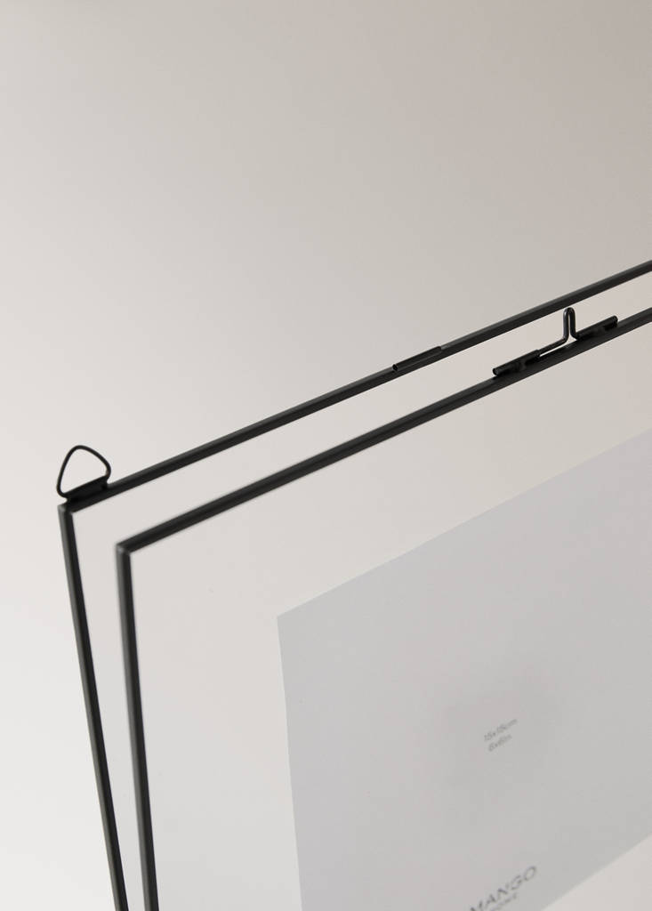 Square frame with metal edge — Black