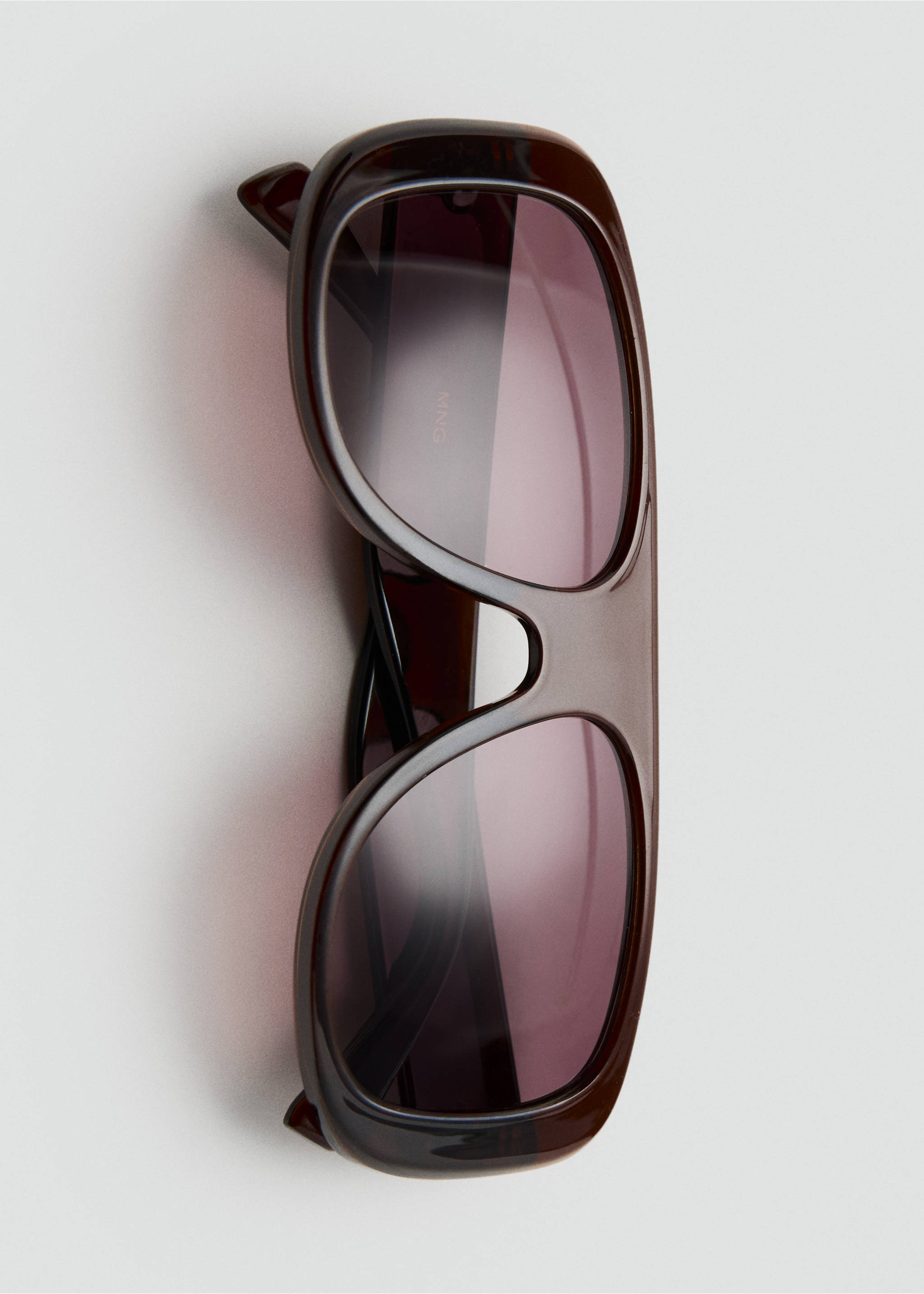 Aviator sunglasses with plastic frame - Details of the article 2, Chocolate. Ref: 37012550-00.