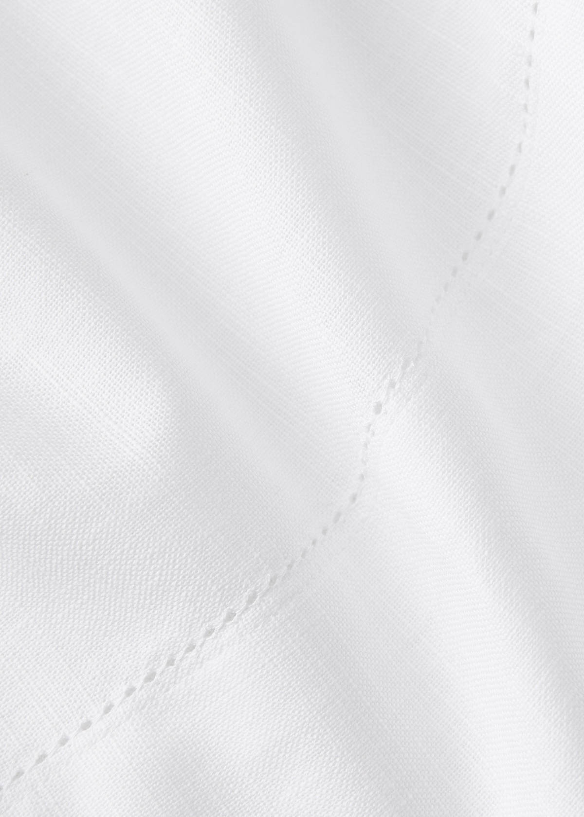 Round cotton hemstitch tablecloth for 8 to 10 people — White