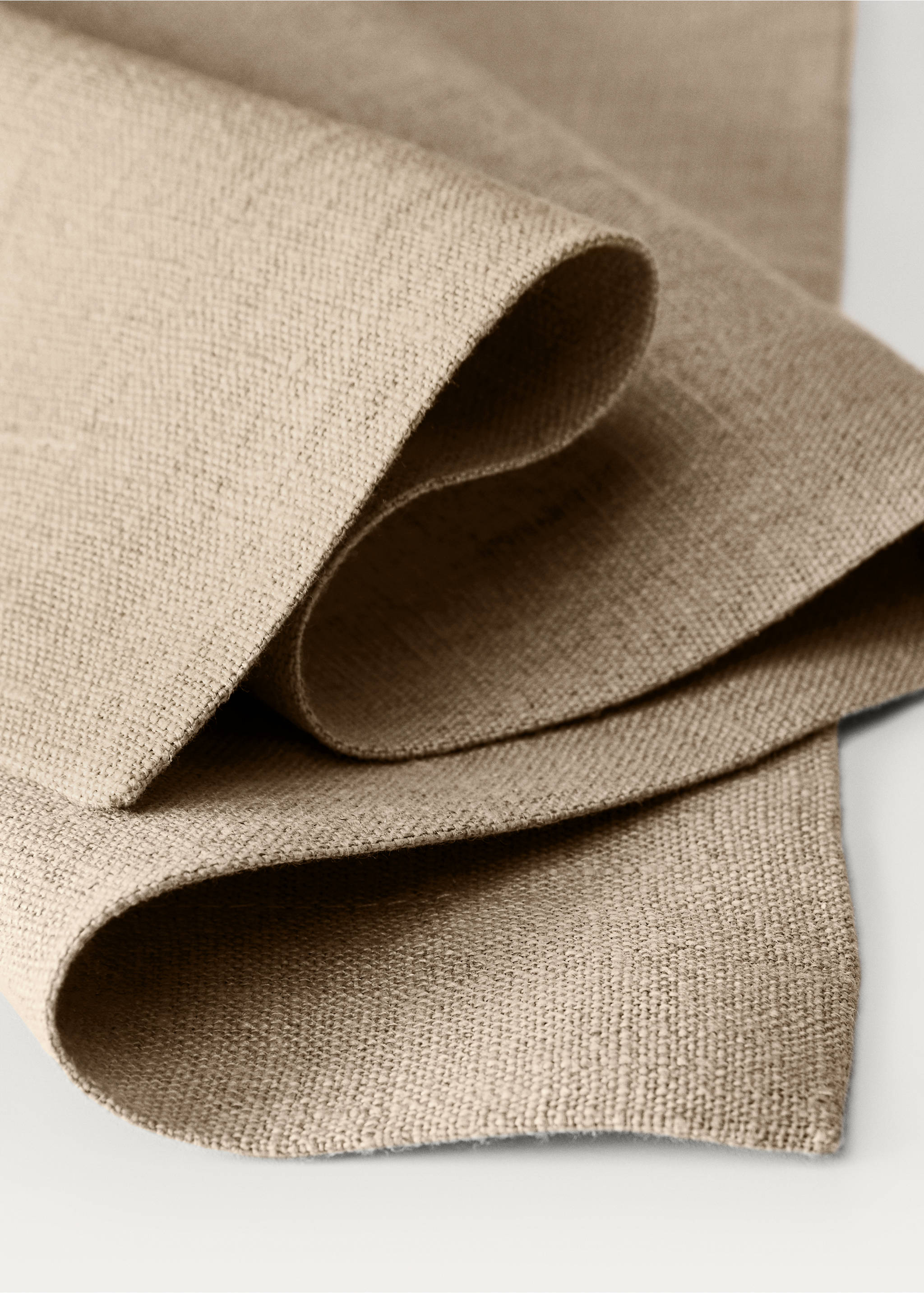 Linen placemat - Details of the article 1, Sand. Ref: 37012558-00.