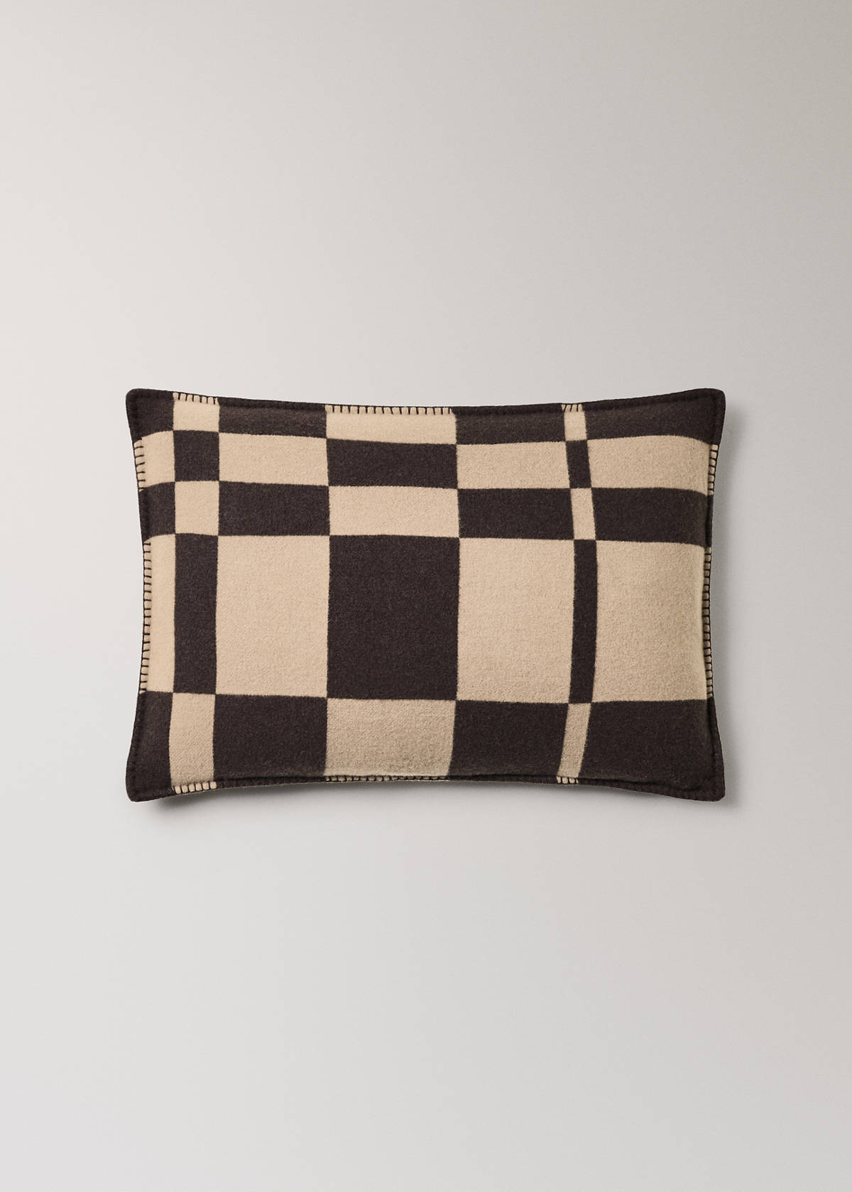 Wool-blend checked cushion cover 40 x 60 cm — Brown