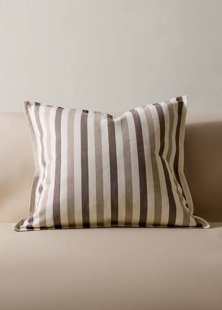 Multicolor striped cushion cover 50x50 cm — Light/Pastel Brown