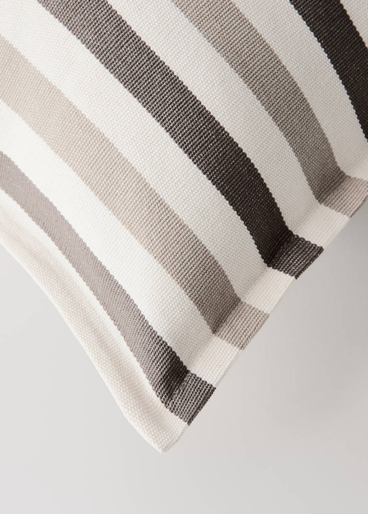 Multicolor striped cushion cover 50x50 cm — Light/Pastel Brown