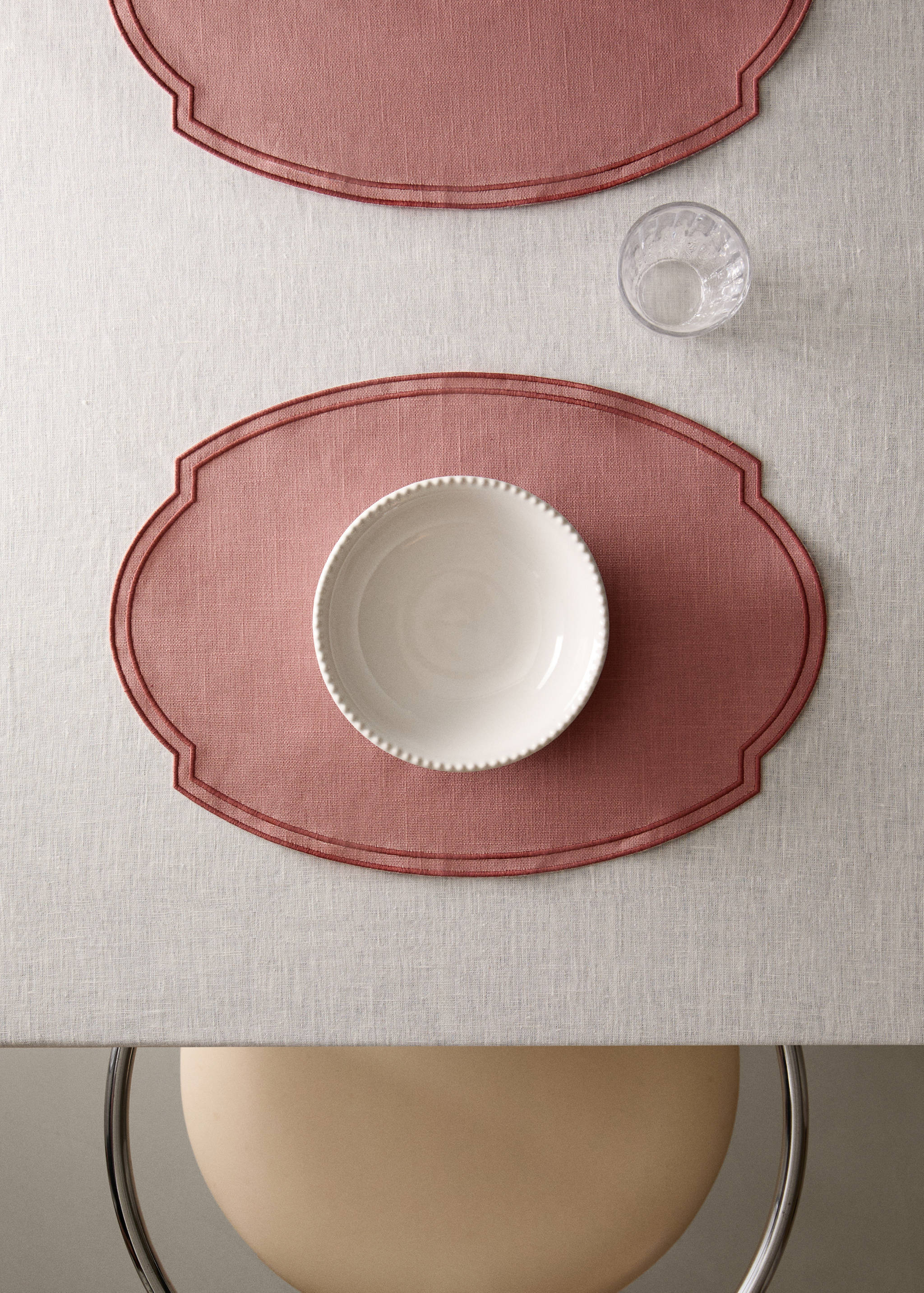 100% cotton placement with embroidered border 35x50cm - General plane