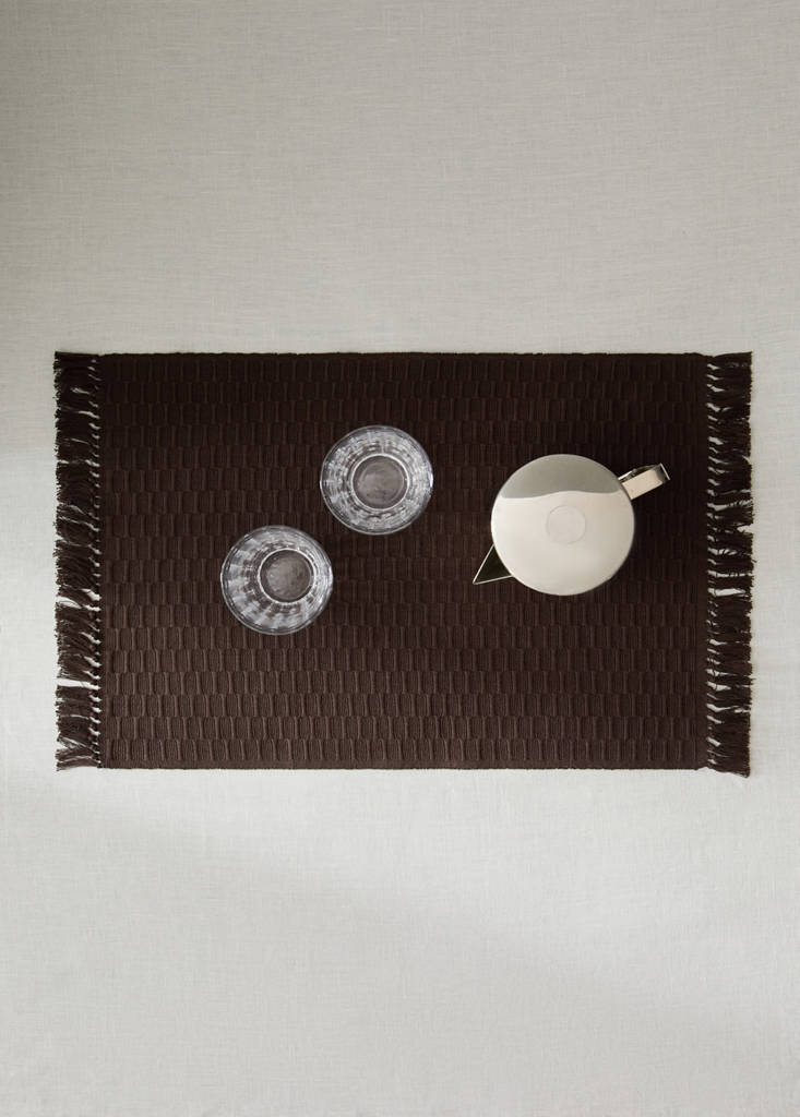 Individual cotton-textured placemat — Chocolate
