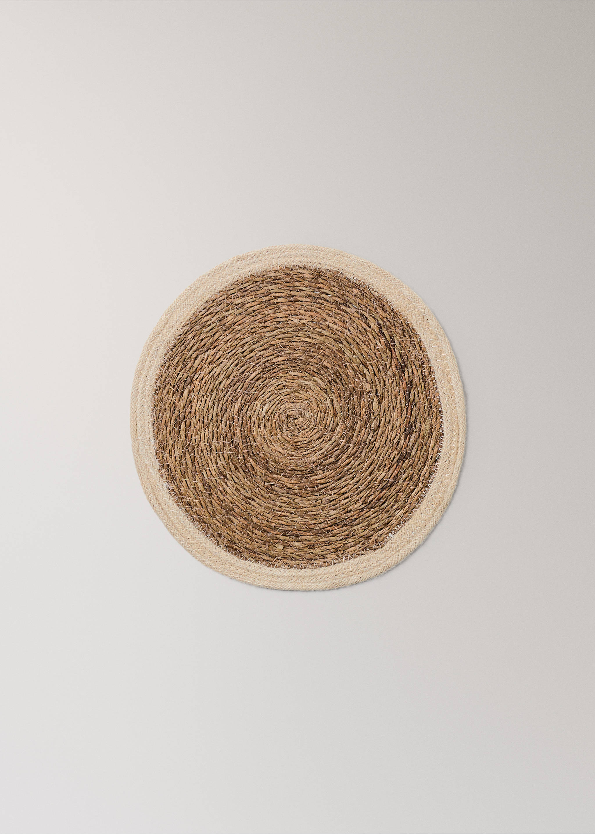 Rundes Tischset aus Naturfaser - Artikel ohne Model, Ecru. Ref: 37012575-00.