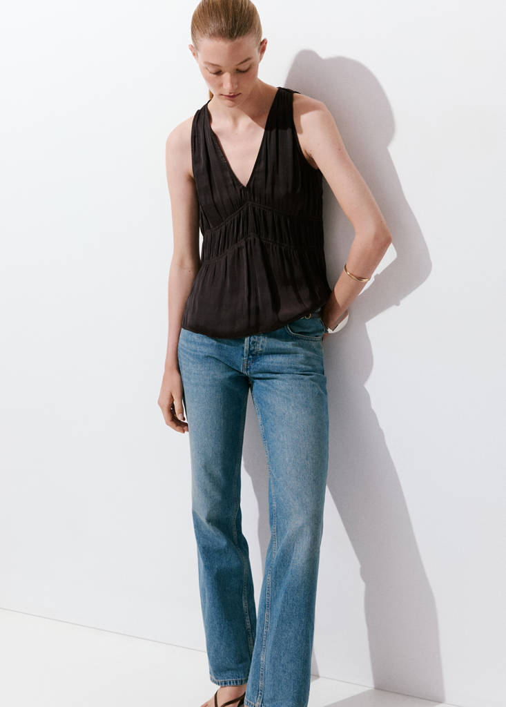 Ruched V-neck top — Brown