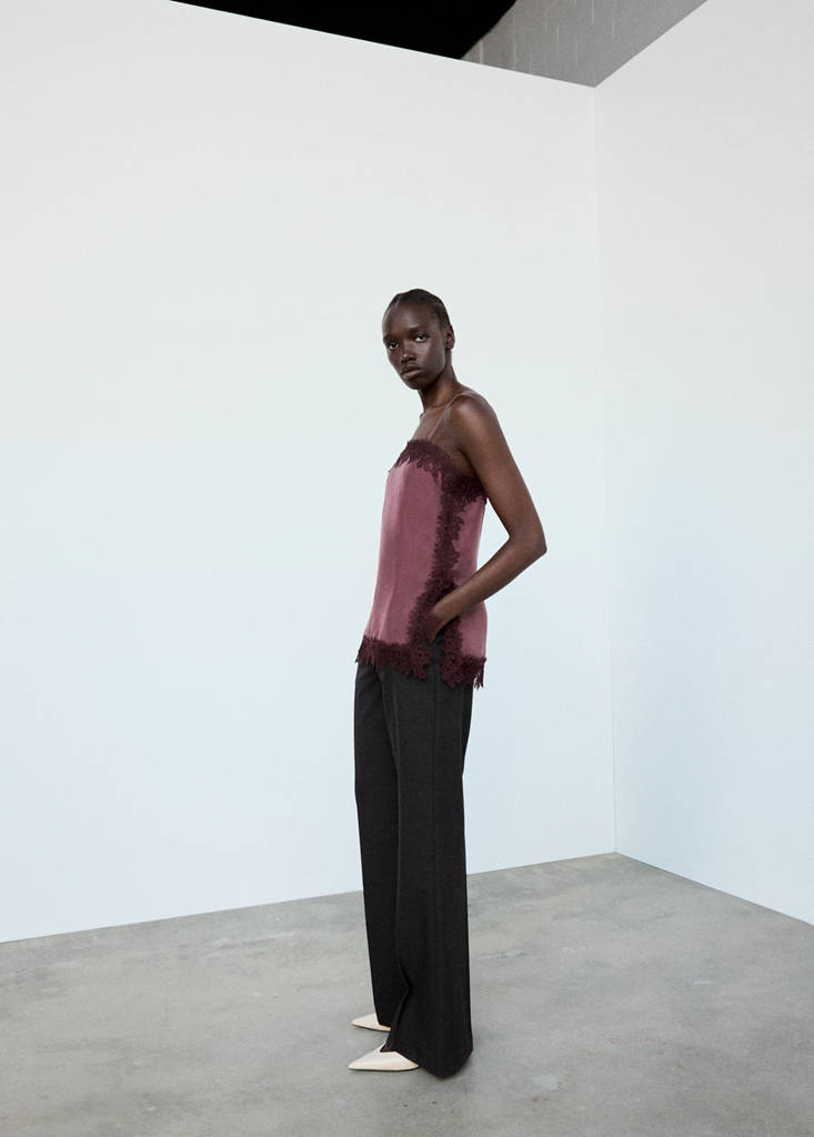 Satin lace top — Maroon