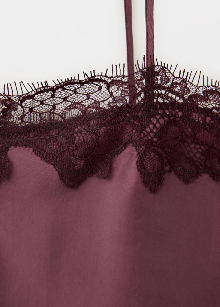 Satin lace top — Maroon