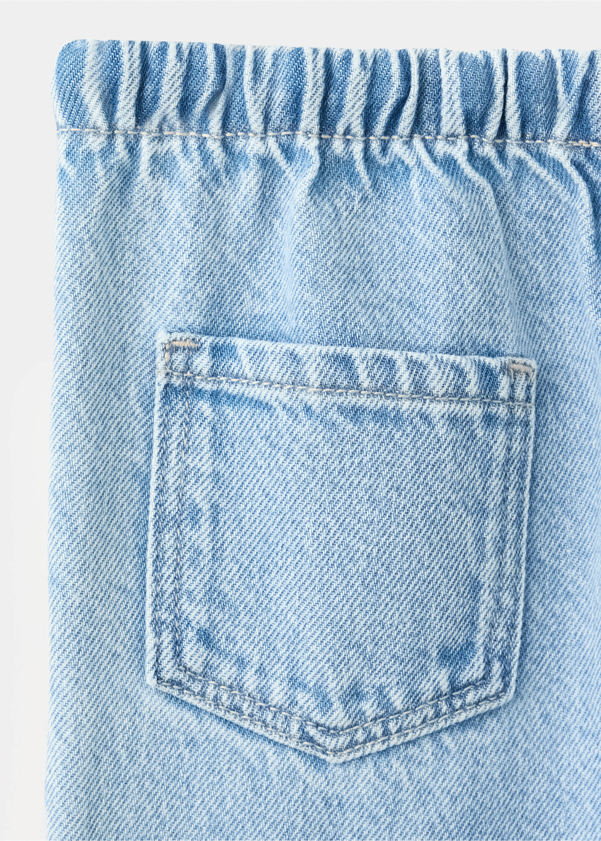 Relaxed-fit cotton jeans - Details of the article 0, Medium Blue. Ref: 37012904-00.