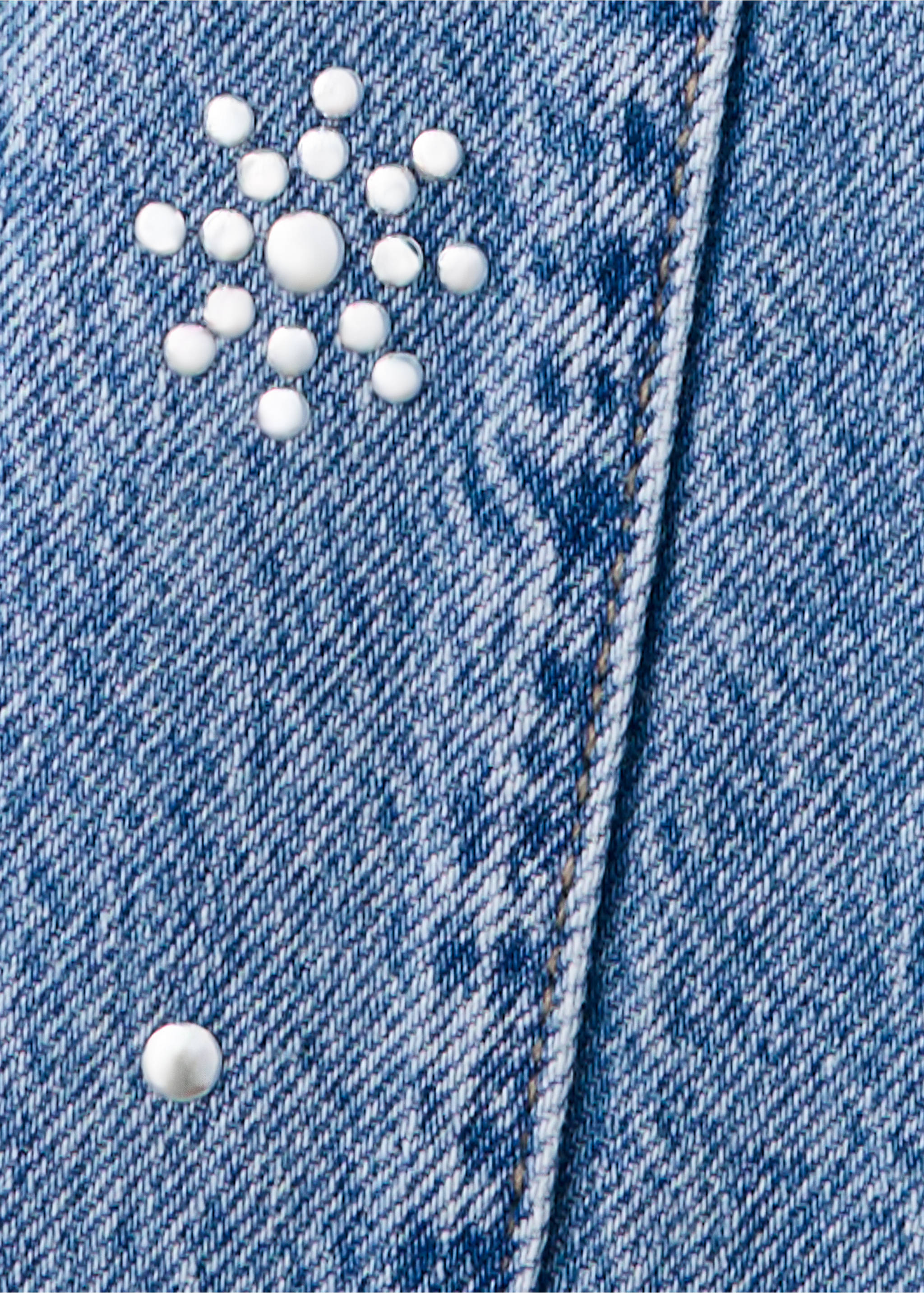 Wide leg studded jeans - Details of the article 0, Medium Blue. Ref: 37012911-00.