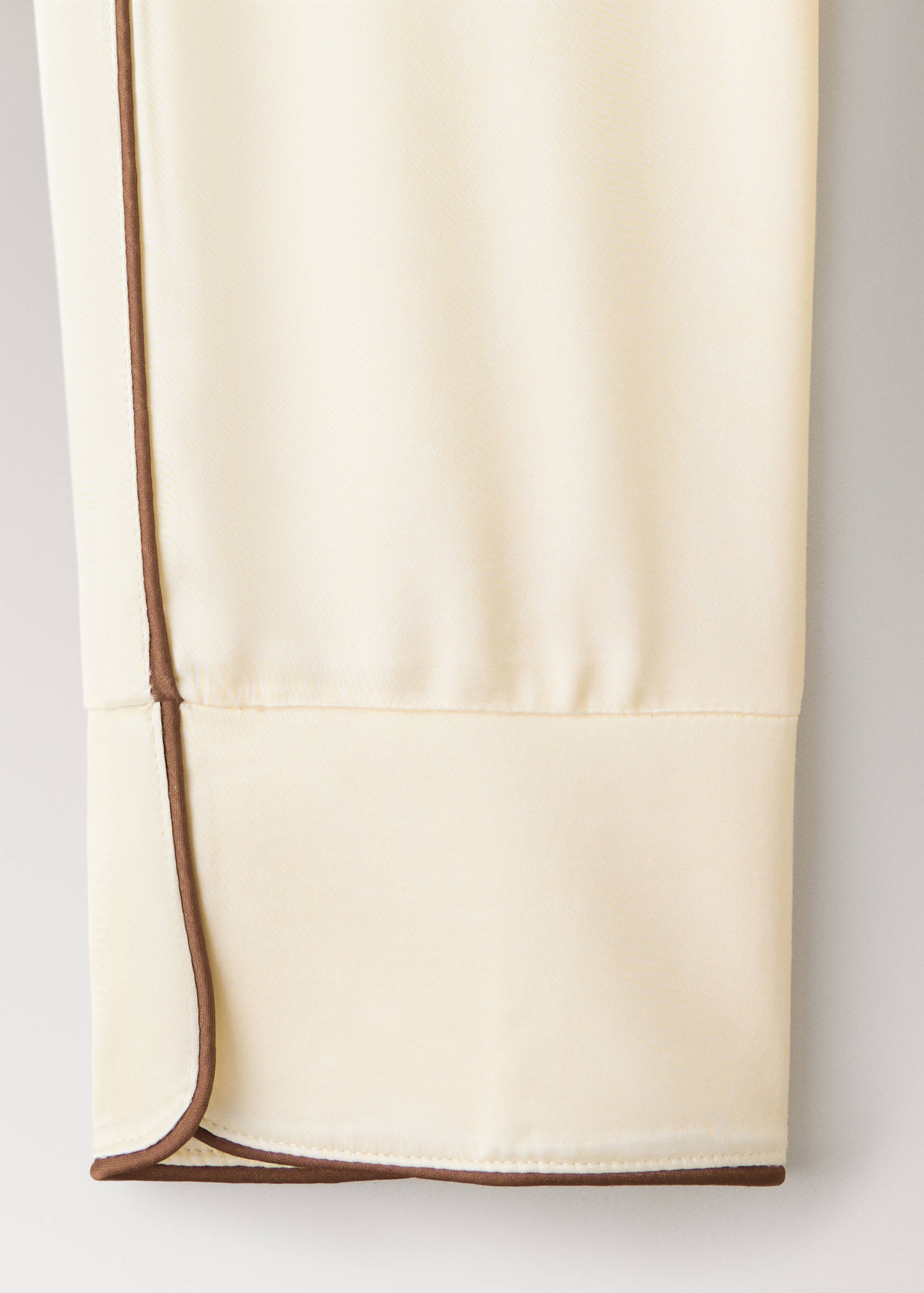 Satin viscose shirt with contrast pipping - Details of the article 8