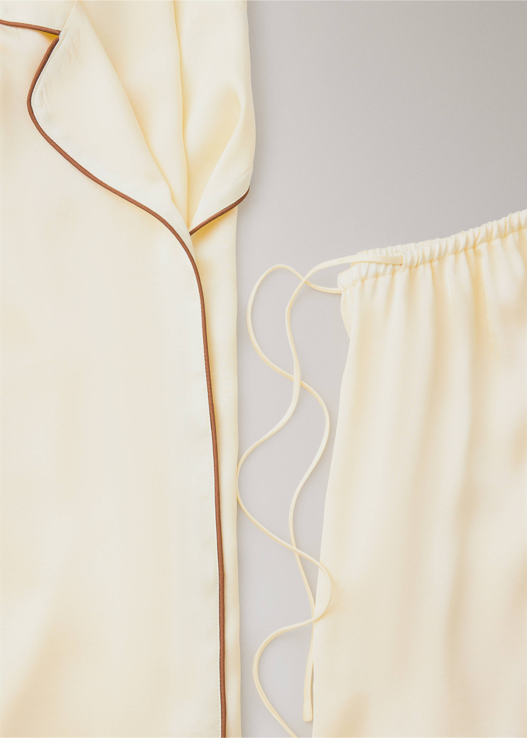 Satin viscose shirt with contrast pipping - Details of the article 0, Ivory White. Ref: 37012923-00.