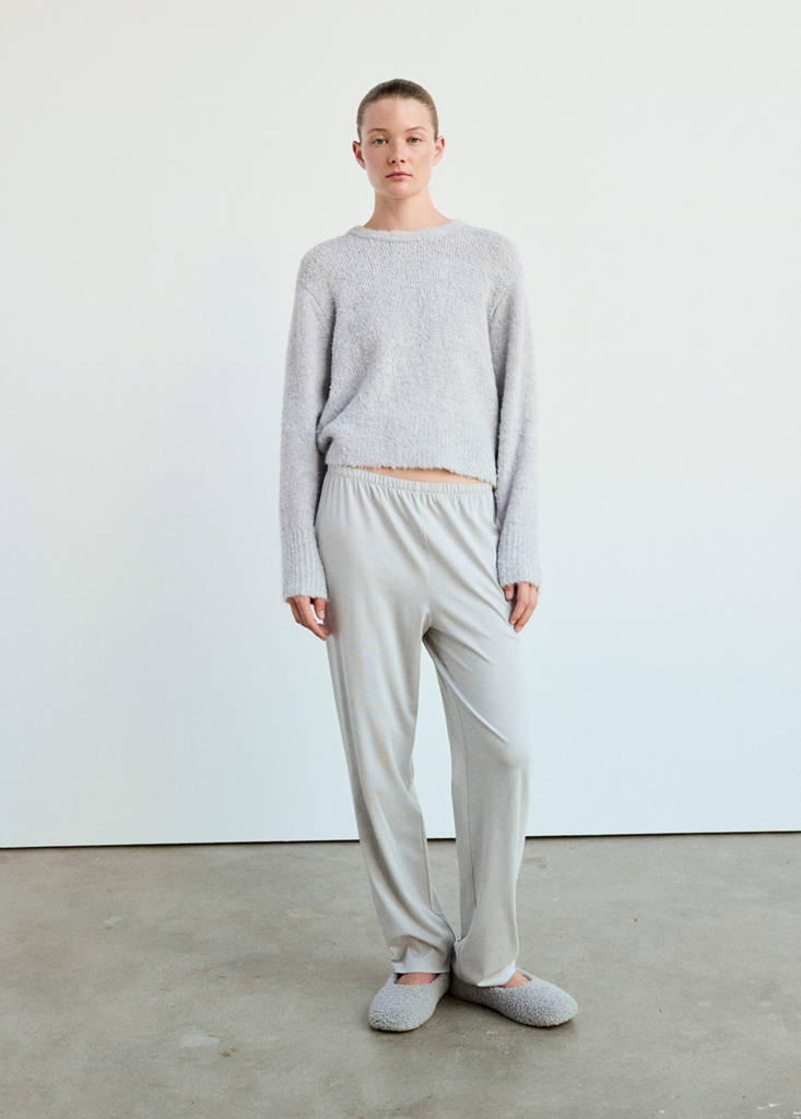 Round-neck bouclé sweater — Grey