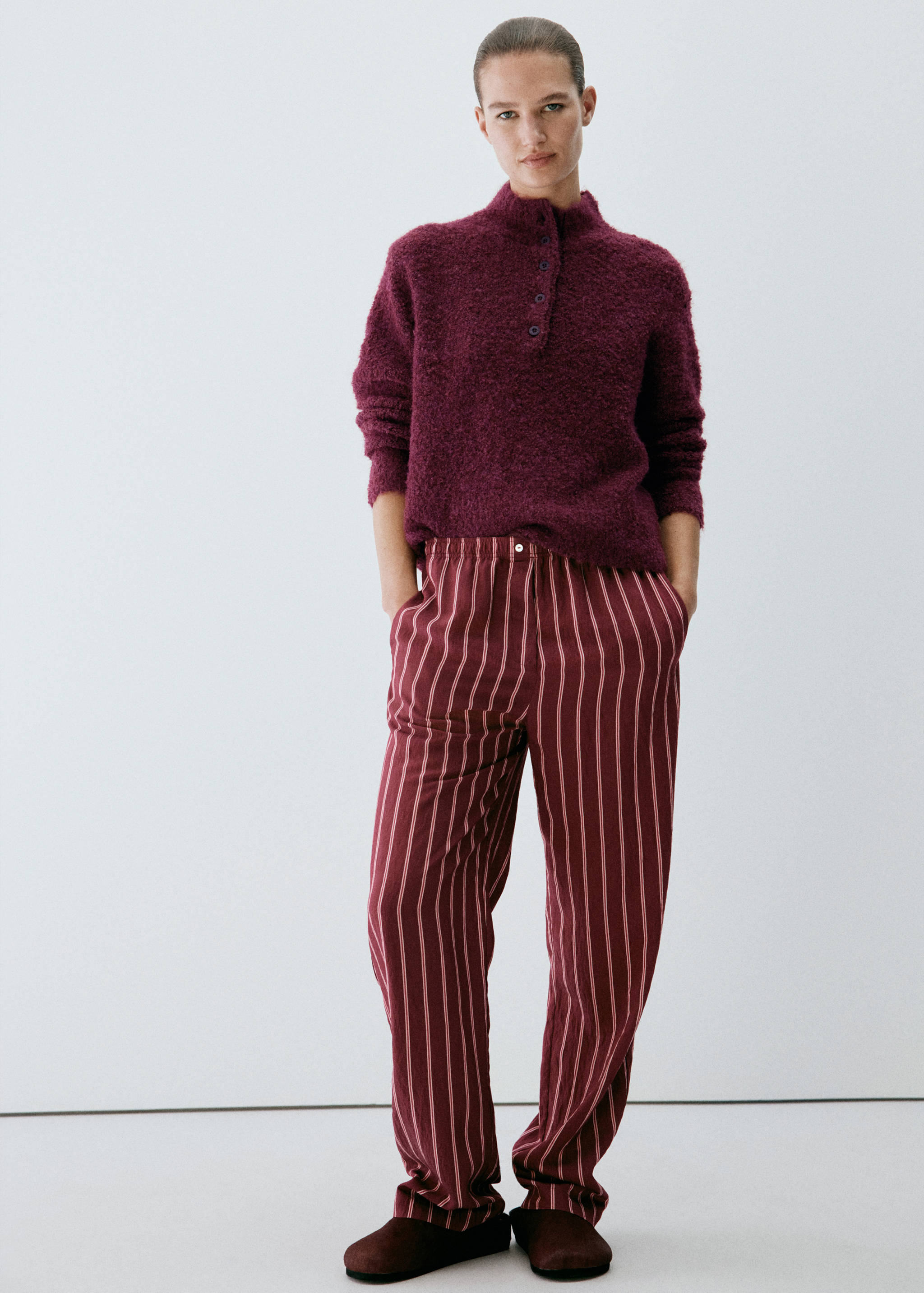 Bouclé wool sweater - General plane